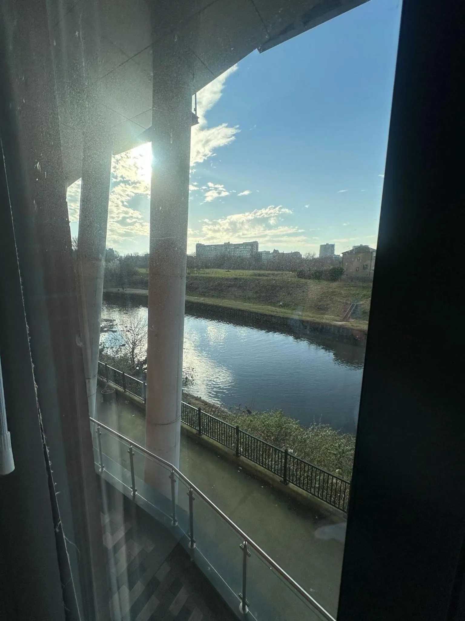 River view in Adelphi Wharf Apartments by Beehosting