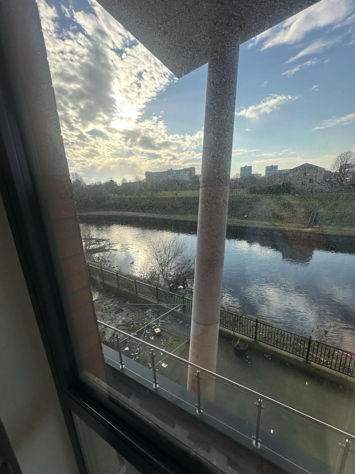 River view in Adelphi Wharf Apartments by Beehosting