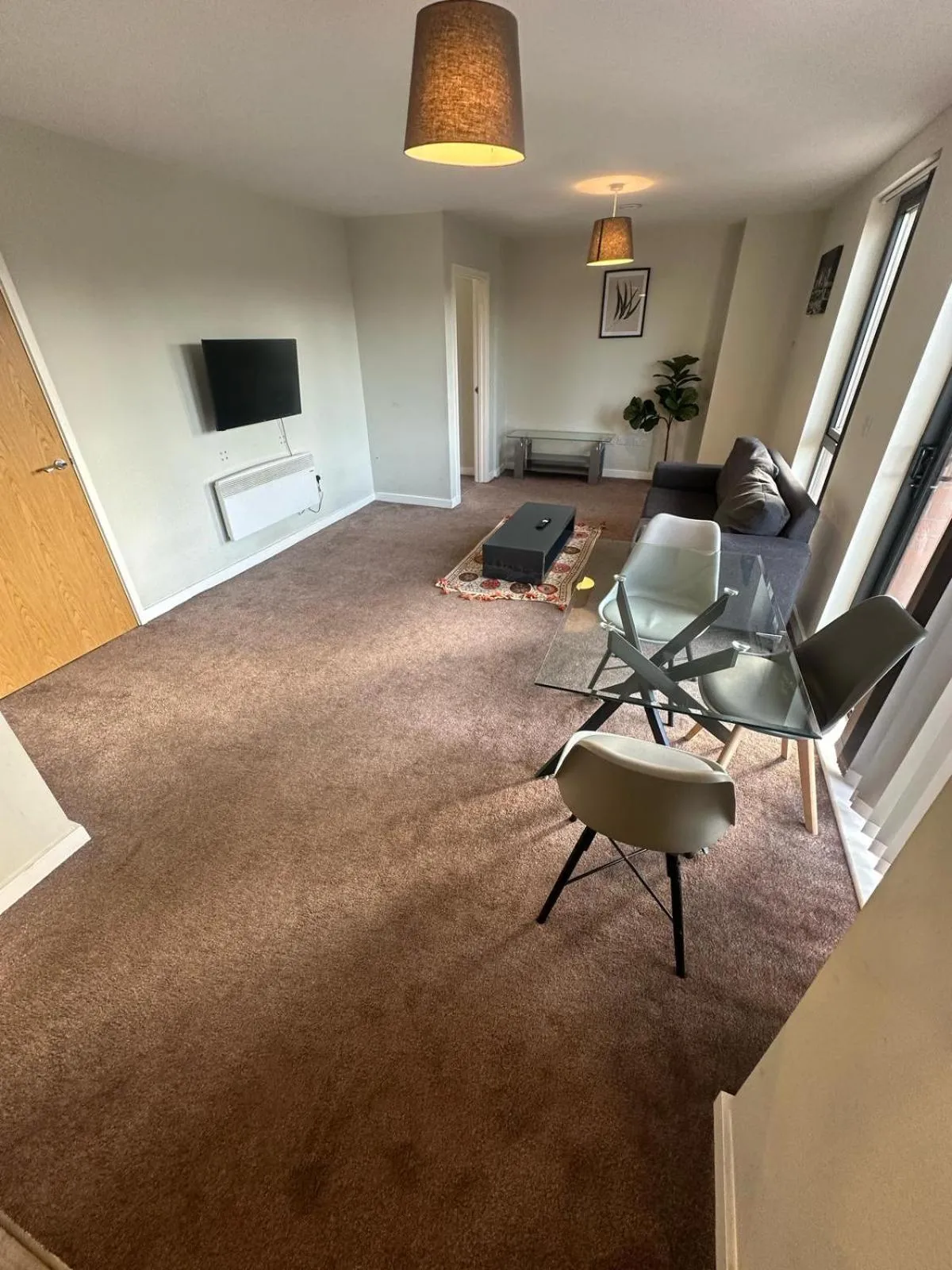 TV and multimedia in Adelphi Wharf Apartments by Beehosting