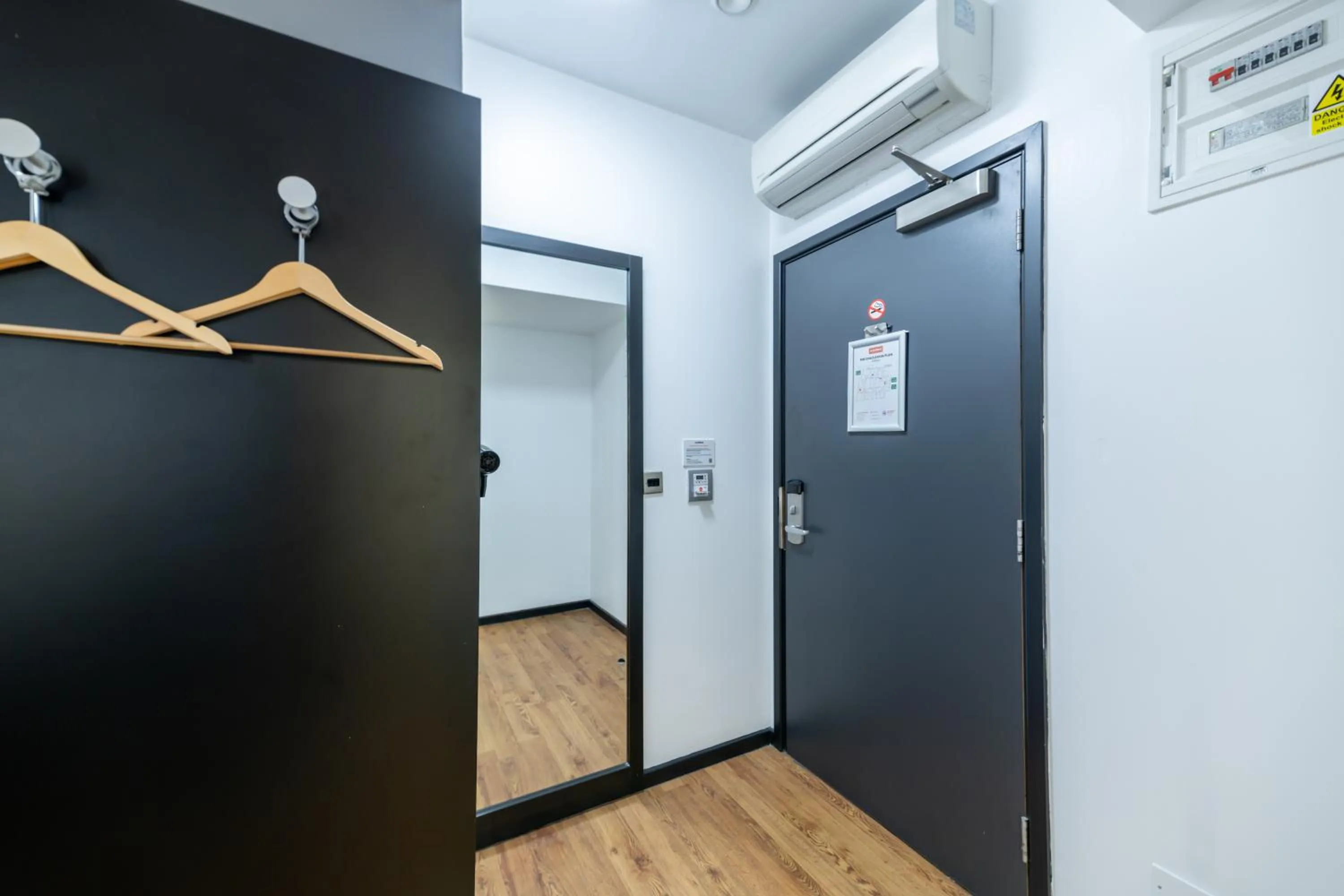 Bedroom in easyHotel Newcastle