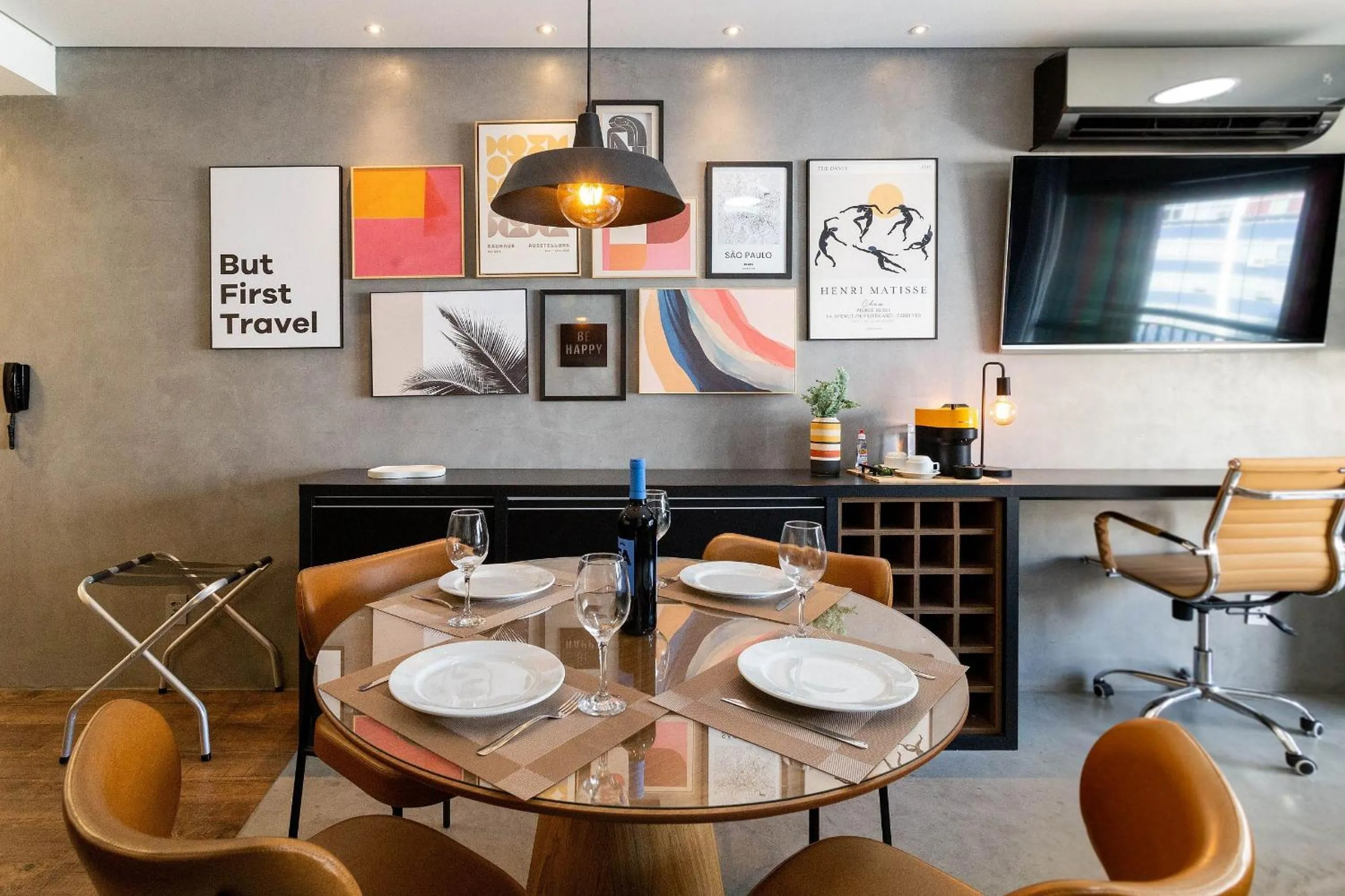 TV and multimedia in Condomínio Setin Downtown Genebra - Studios por temporada