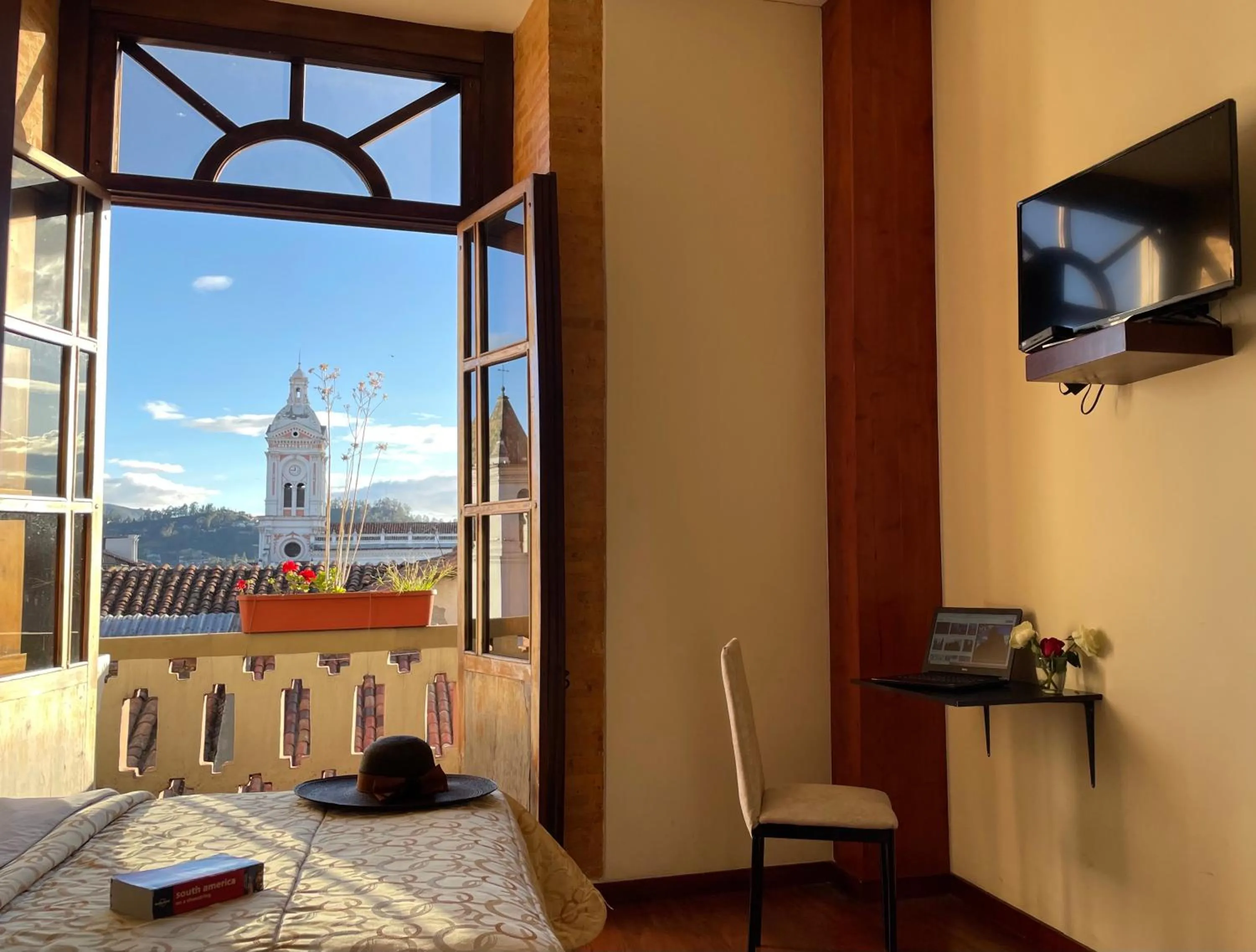 Property building in Floré Hotel Boutique Cuenca