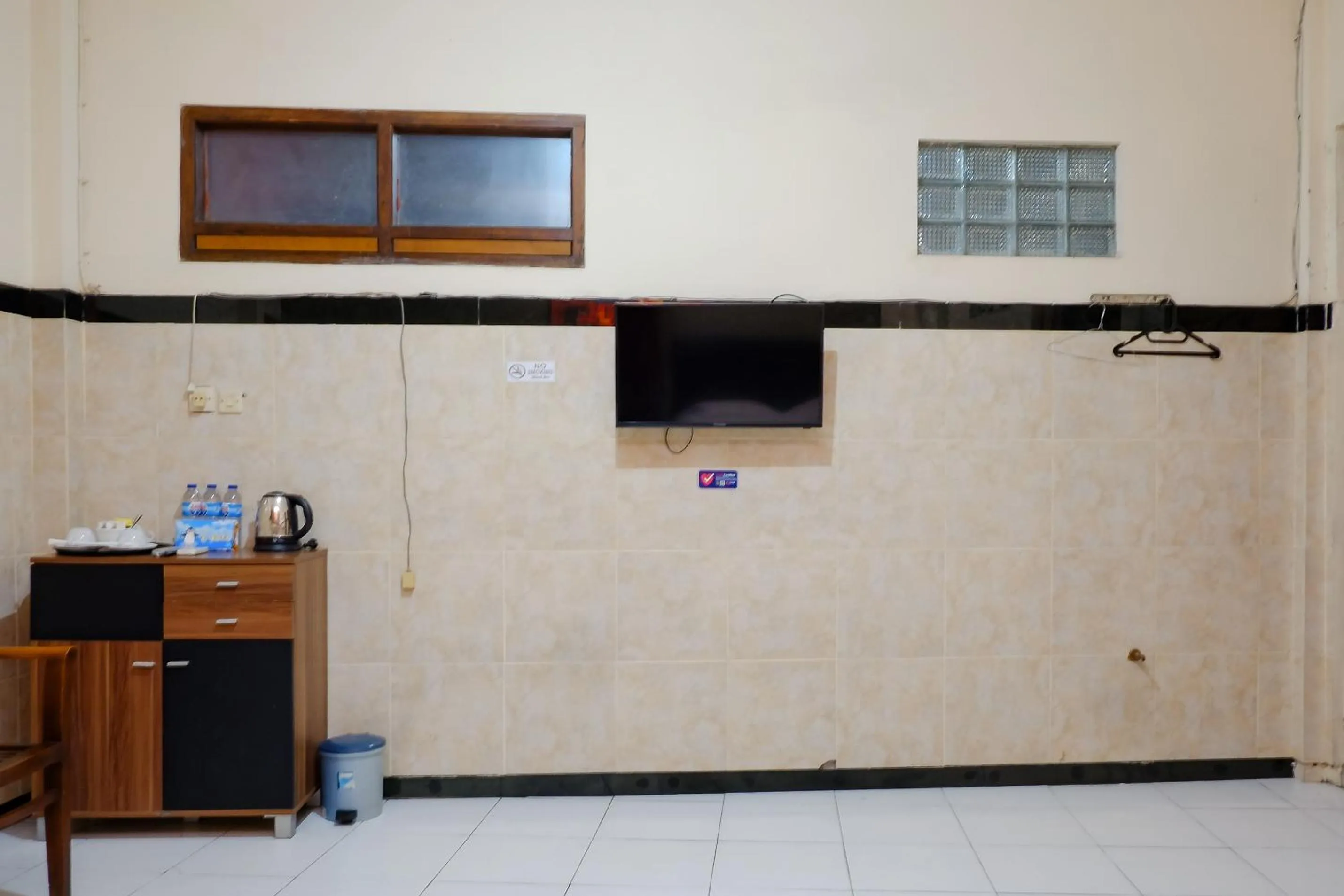 TV and multimedia in Dya Hotel Boyolali