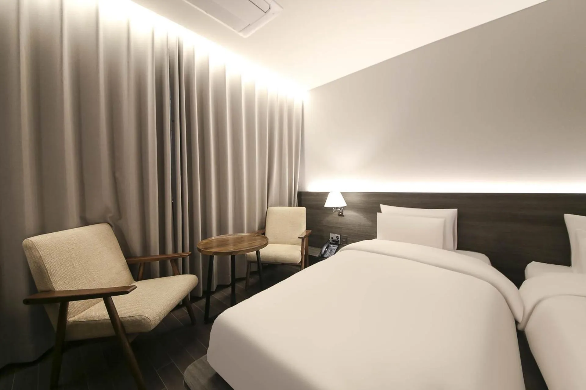 Bed in H Avenue Hotel Sangmu Branch