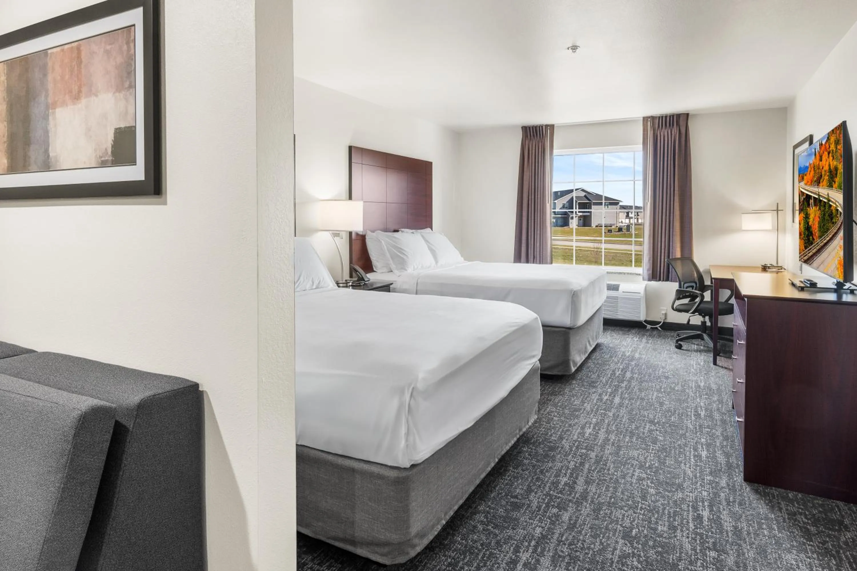 Bed in Cobblestone Hotel & Suites Denmark - Green Bay