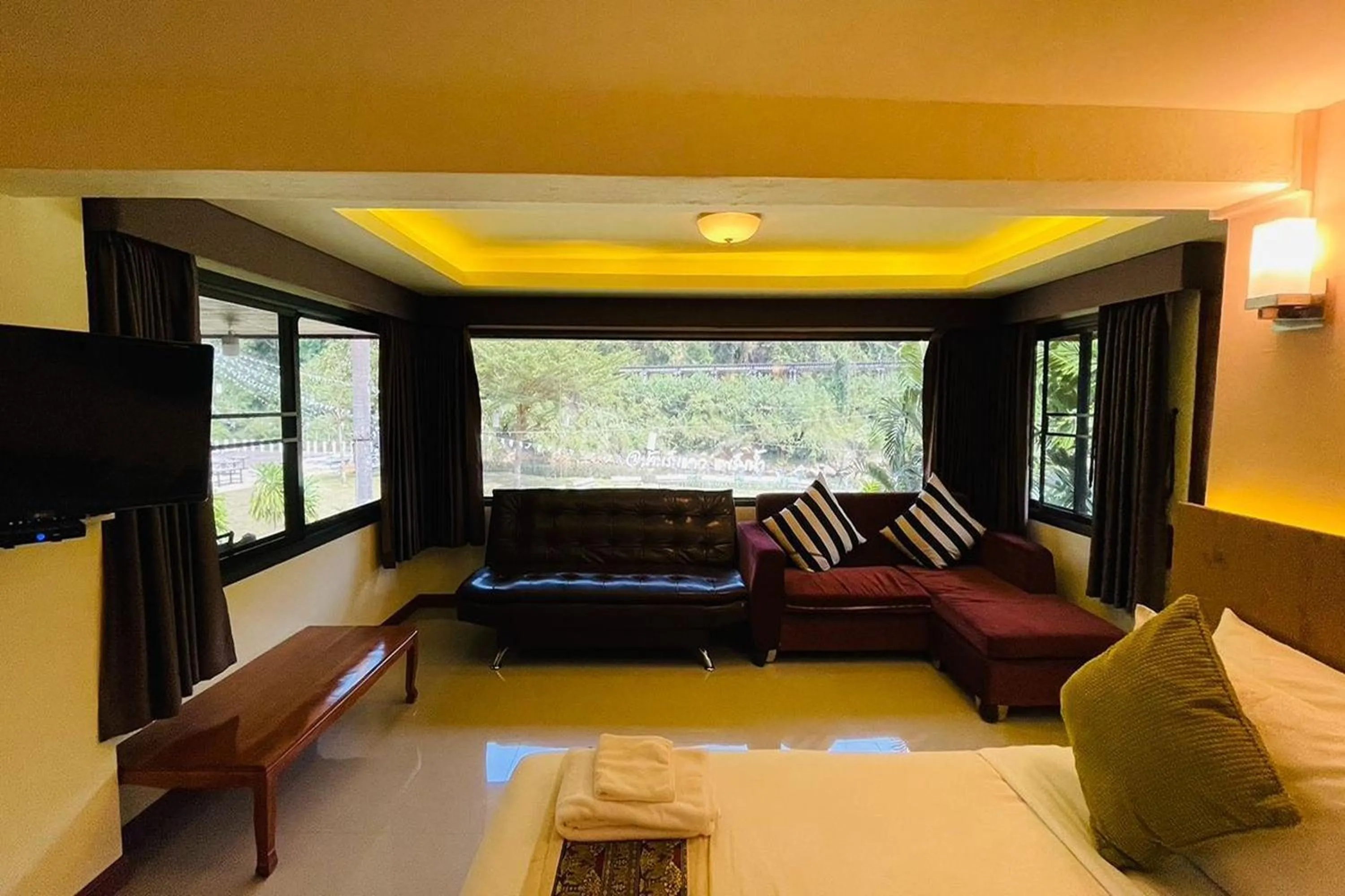 Bedroom, Bed in Baan Rim Kwai Paerimnam Resort