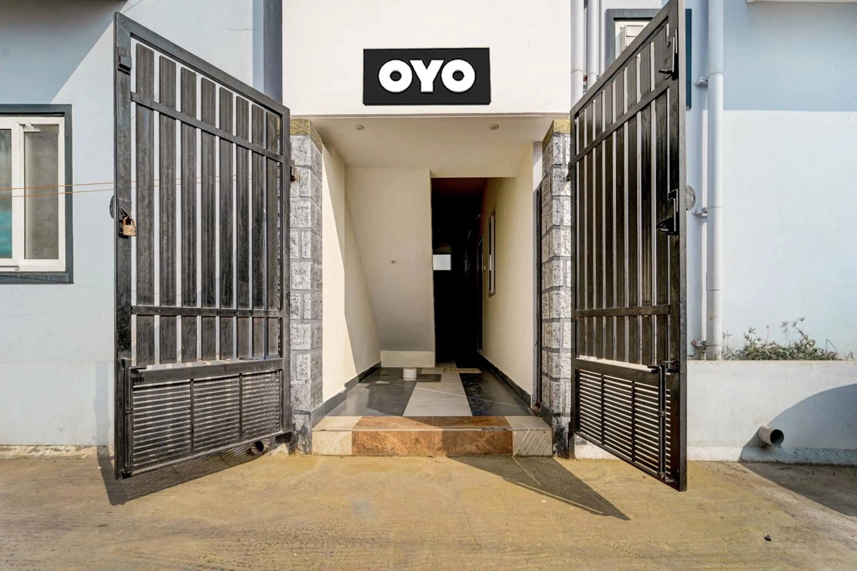 Facade/entrance in Hotel O MM Home Stays