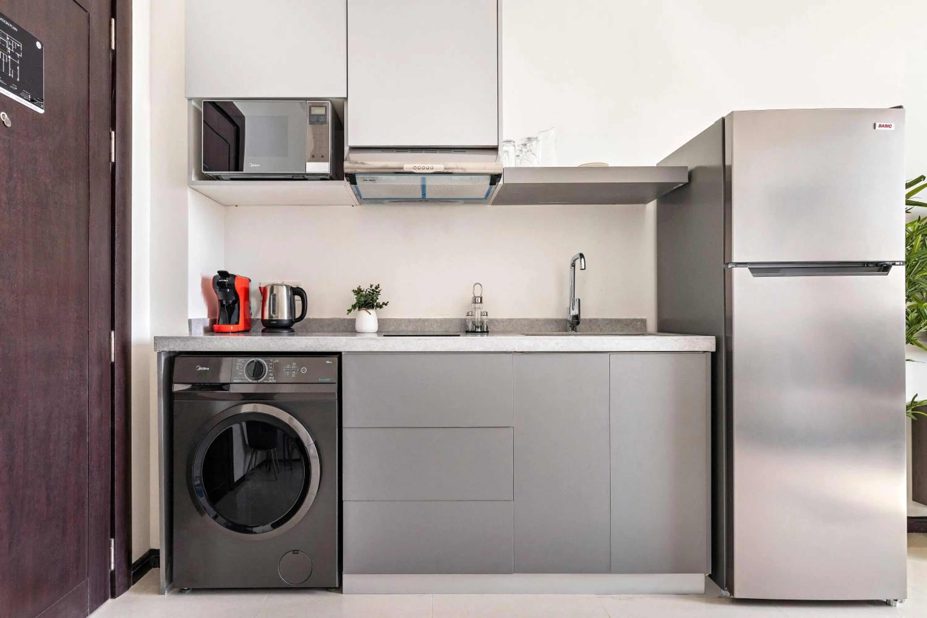 Kitchen or kitchenette in Stella Stays Olaya Tower 2 - Furnished Apartments