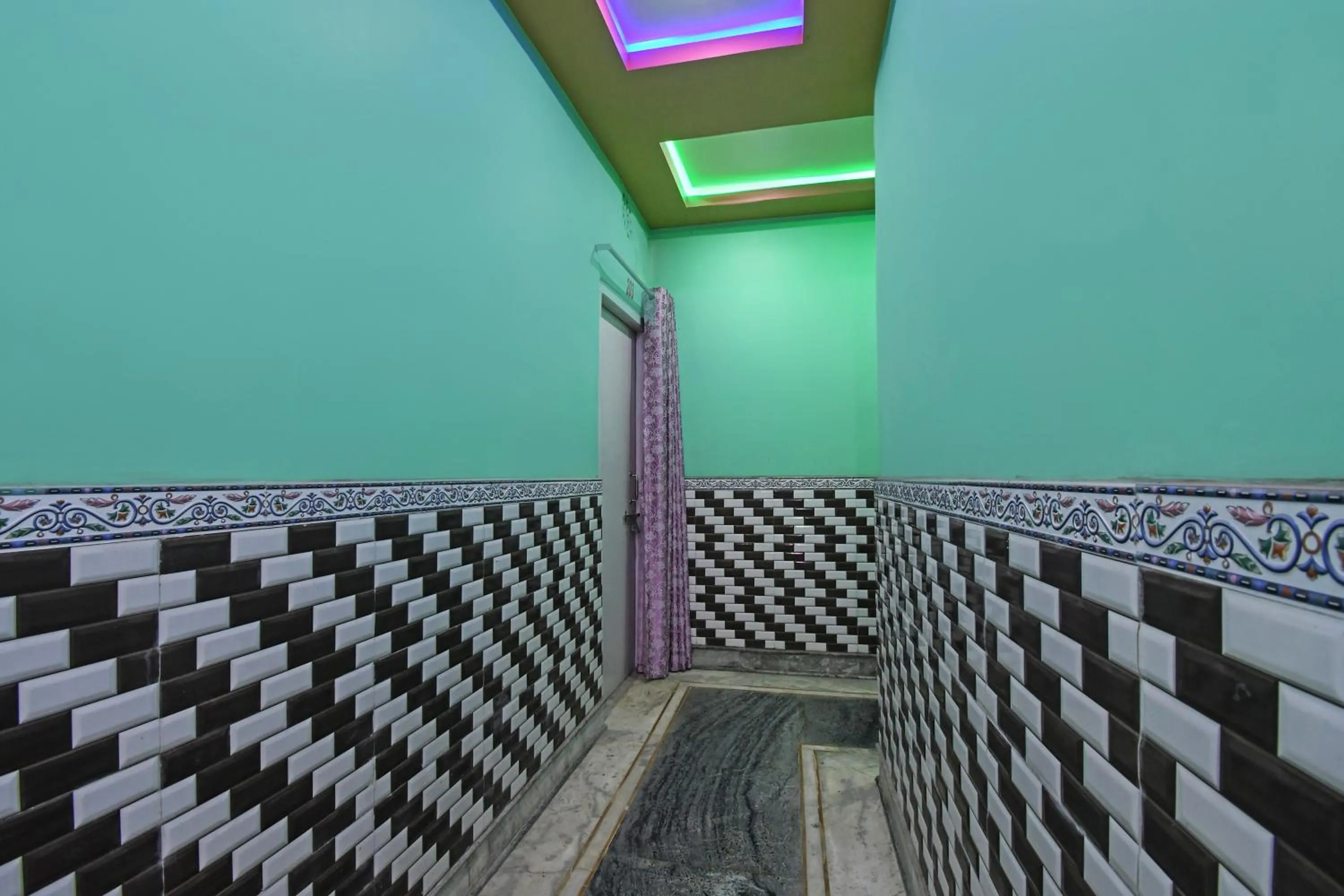 Lobby or reception in Hotel O by OYO Yuvraj Lodge