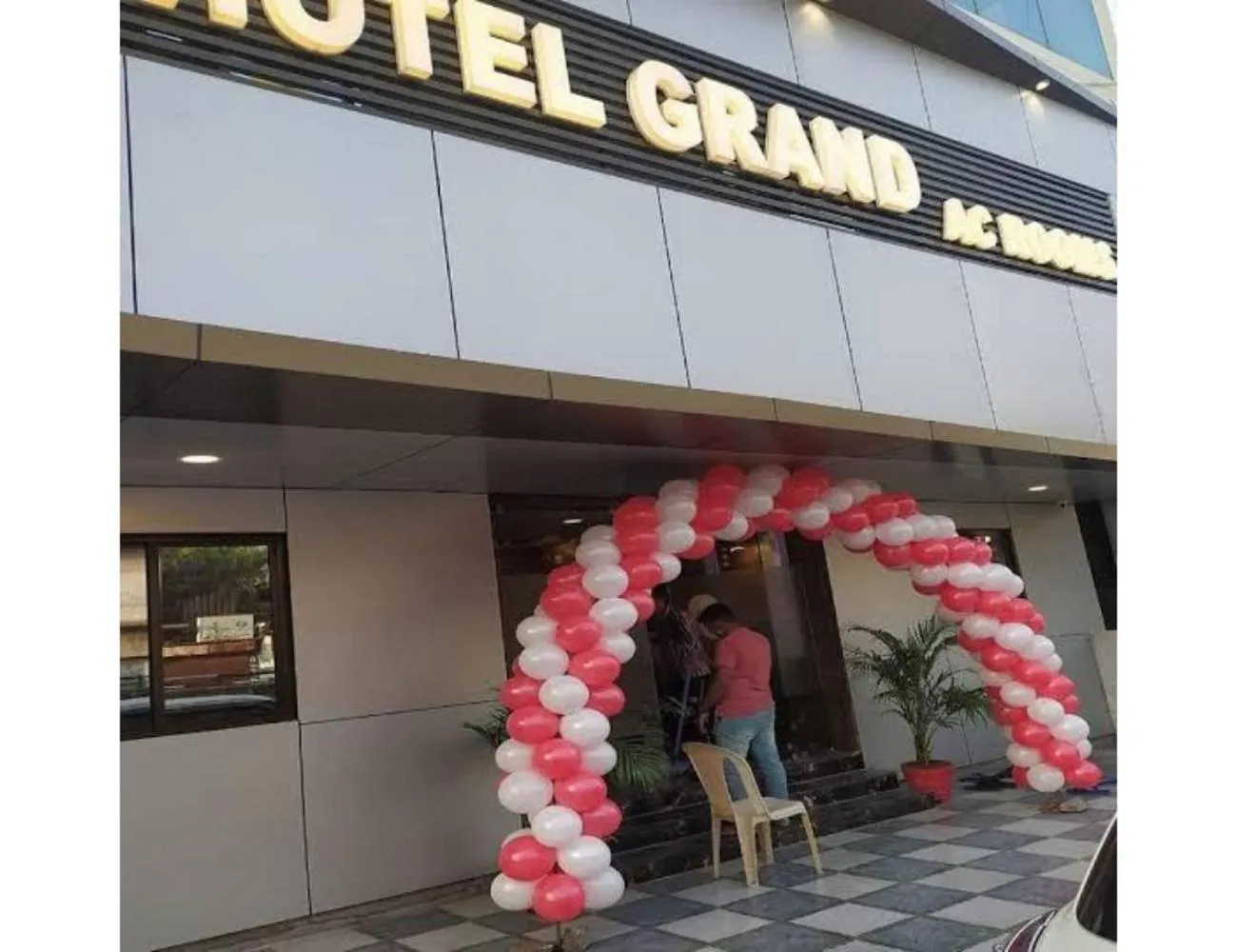 Facade/entrance in Hotel Grand, Vadodara