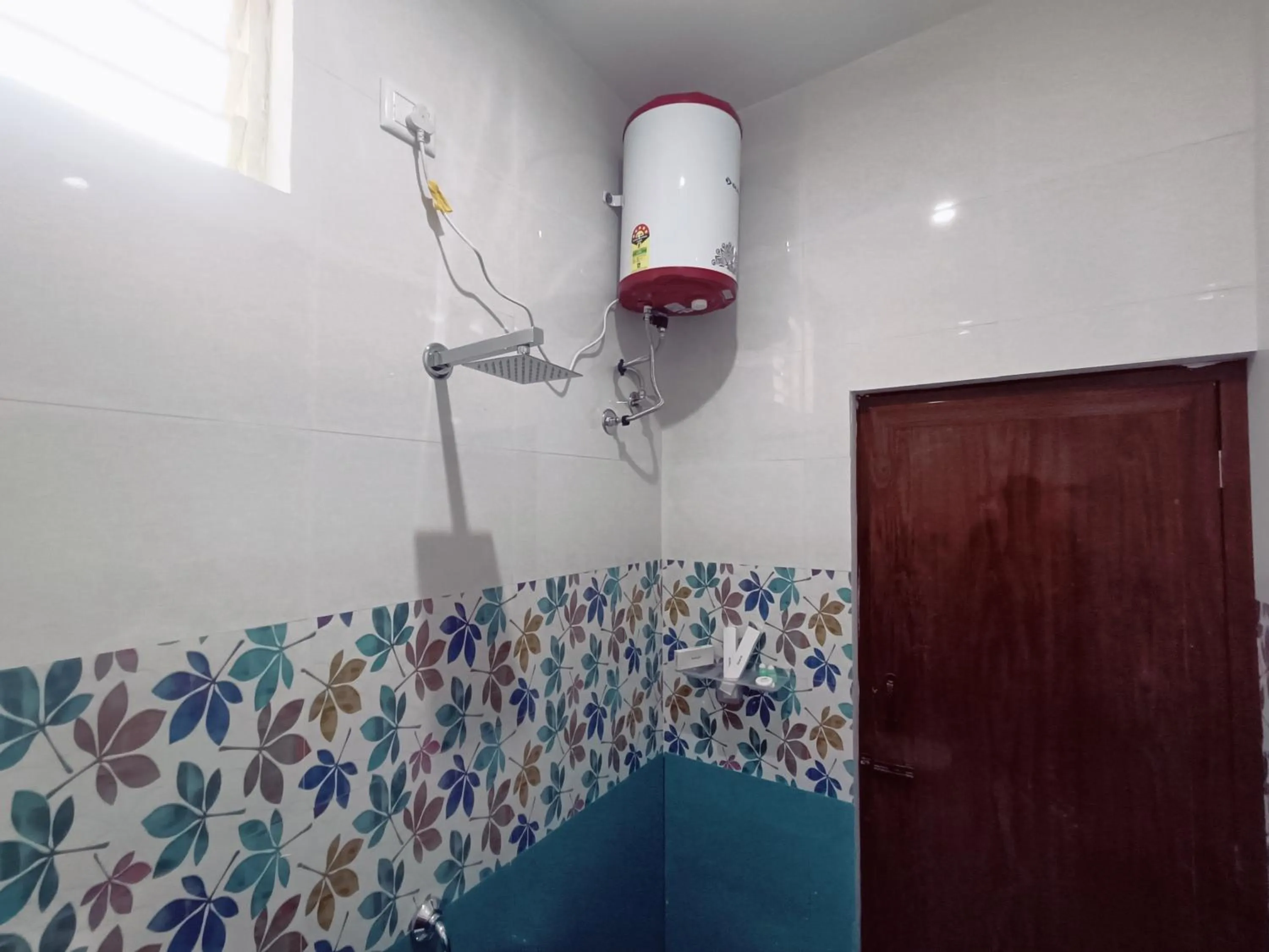 Shower in Skylight Residency Yercaud