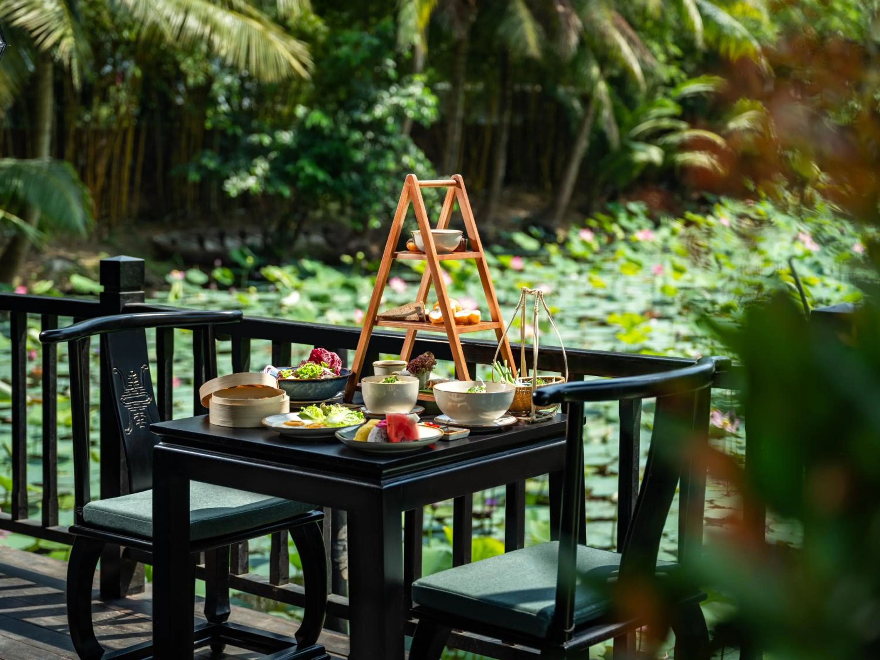 Food and drinks in Sen Village Hoi An