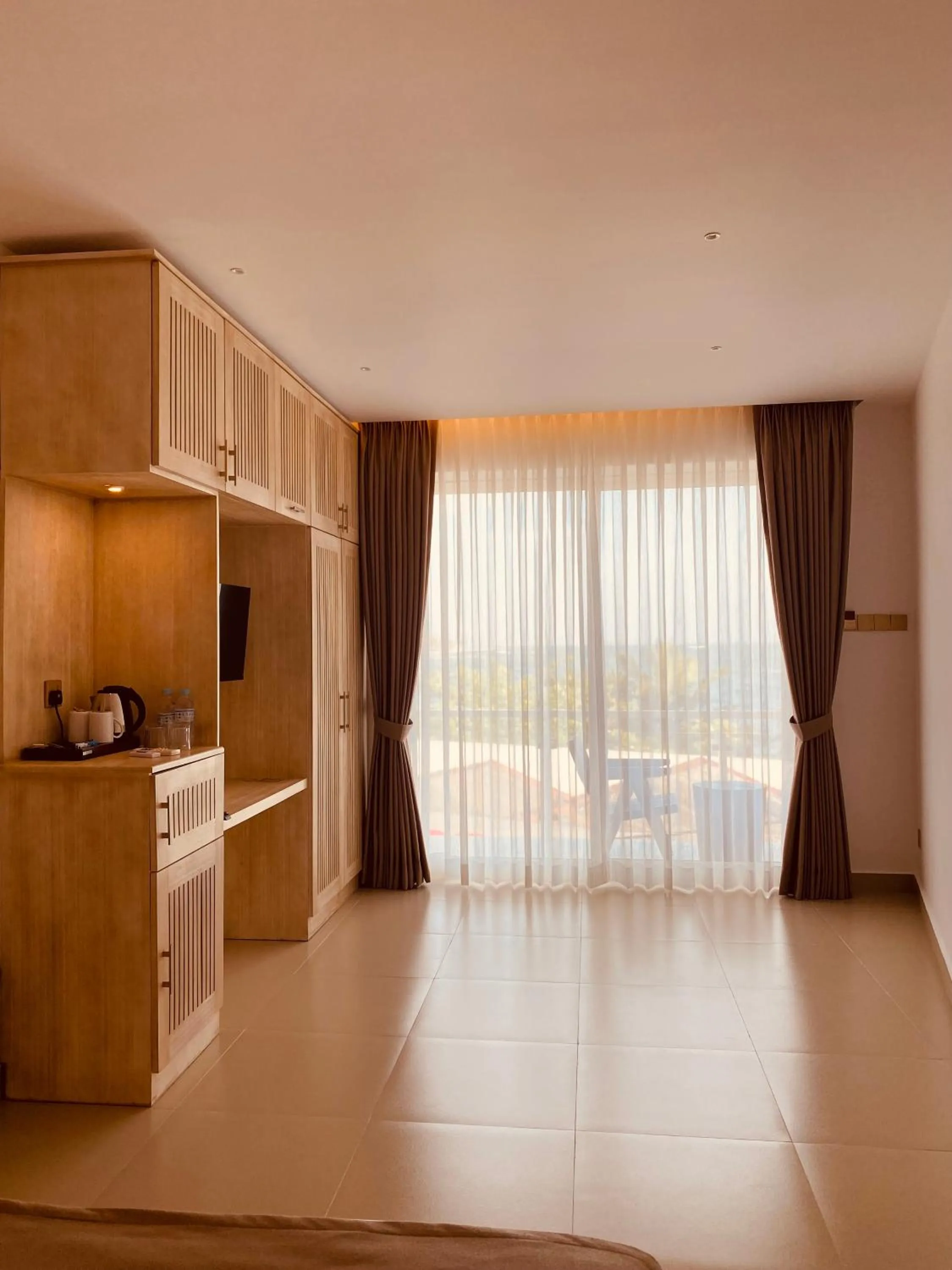 Bedroom in The Waves Unawatuna