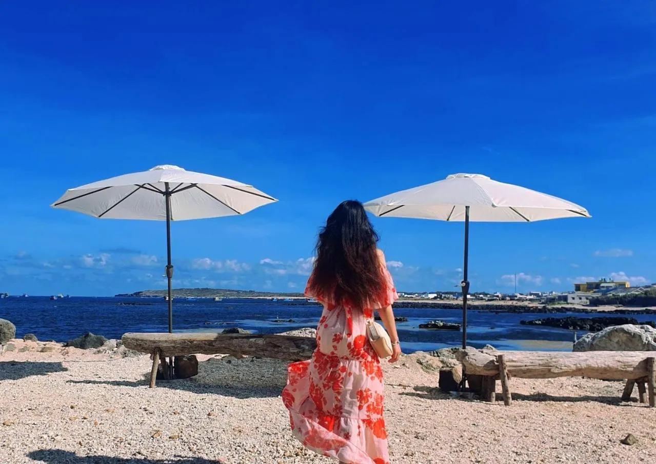 Off site in Long Vĩ hotel - đảo Phú Quý