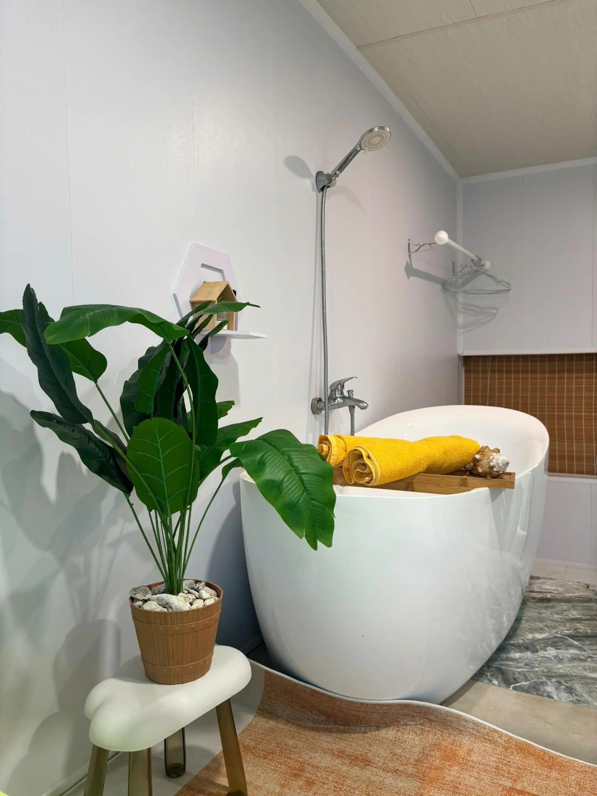 Hot Tub in Long Vĩ hotel - đảo Phú Quý