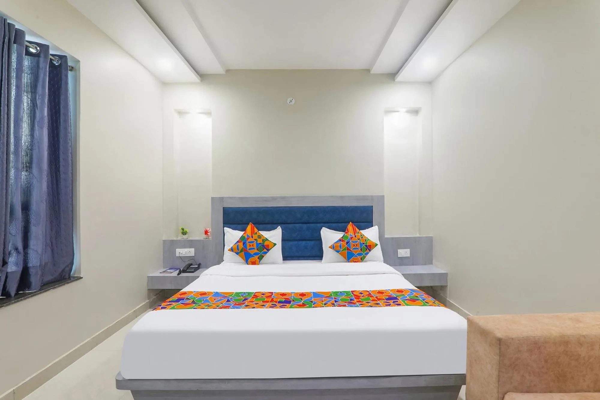 Bed in FabExpress Grand Inn I