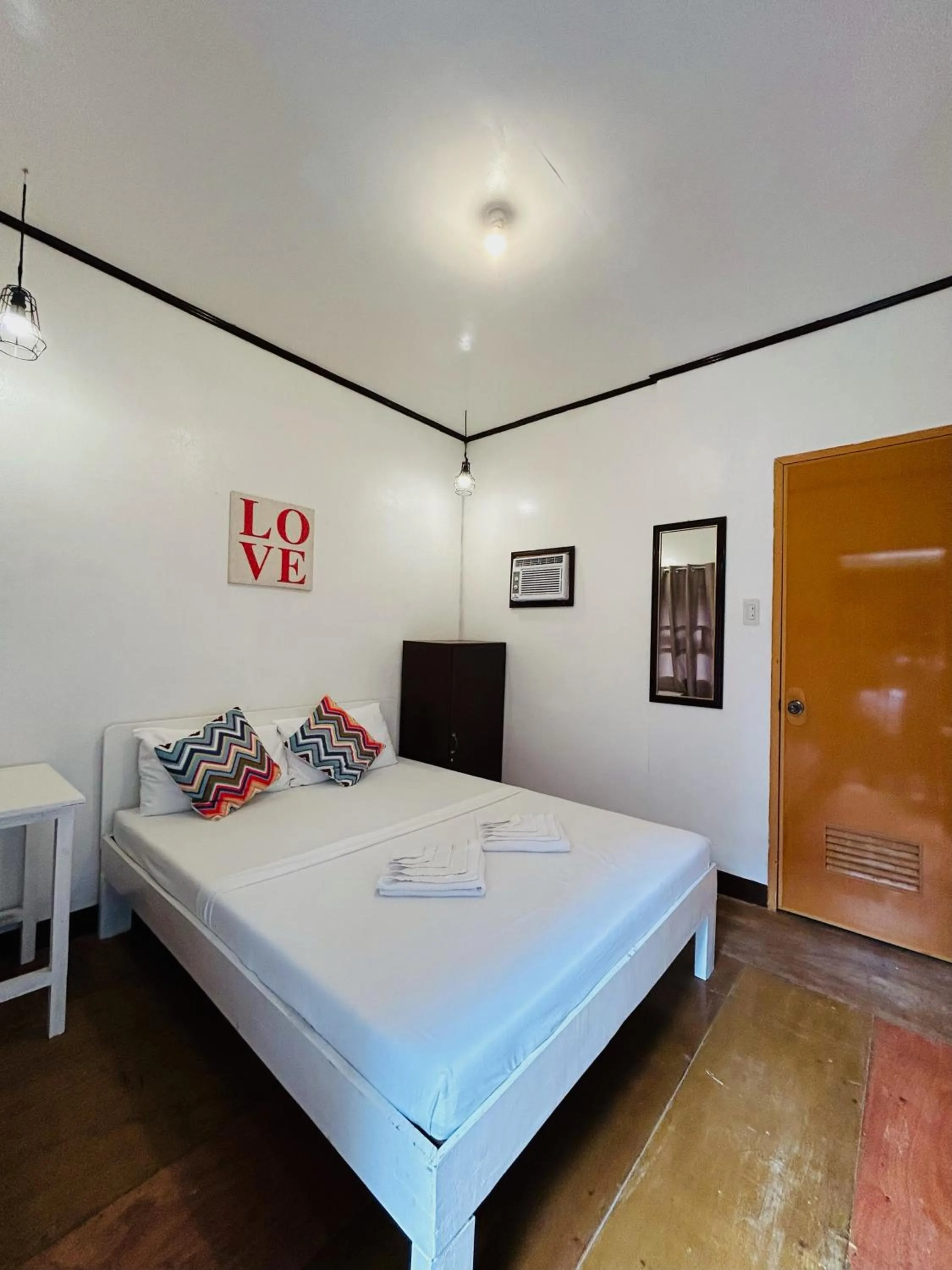 Bed in Anaya Inn and Restobar