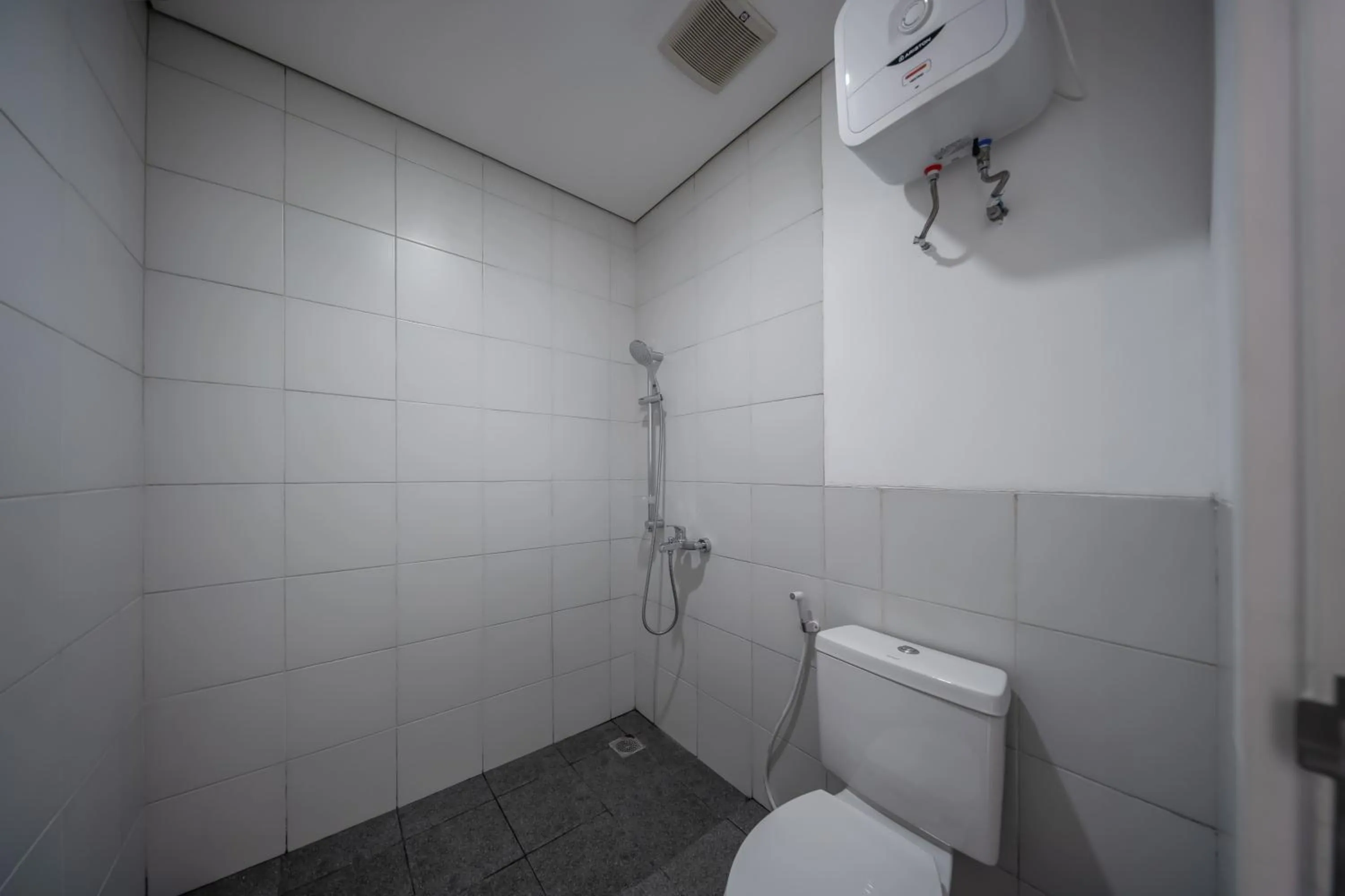 Bathroom in Cove Nawaprita