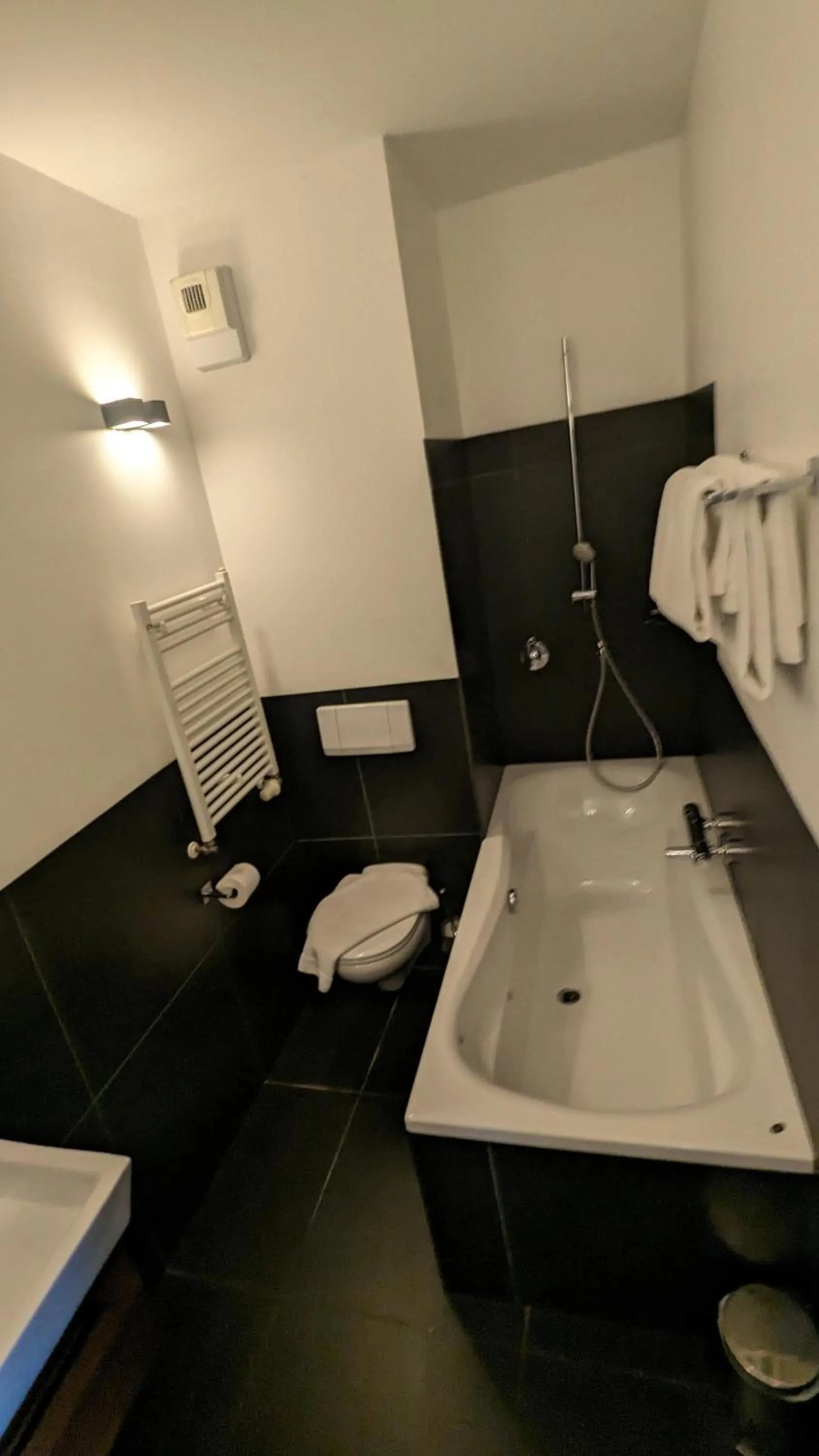 Bathroom in Schloss Krugsdorf Golf & Hotel