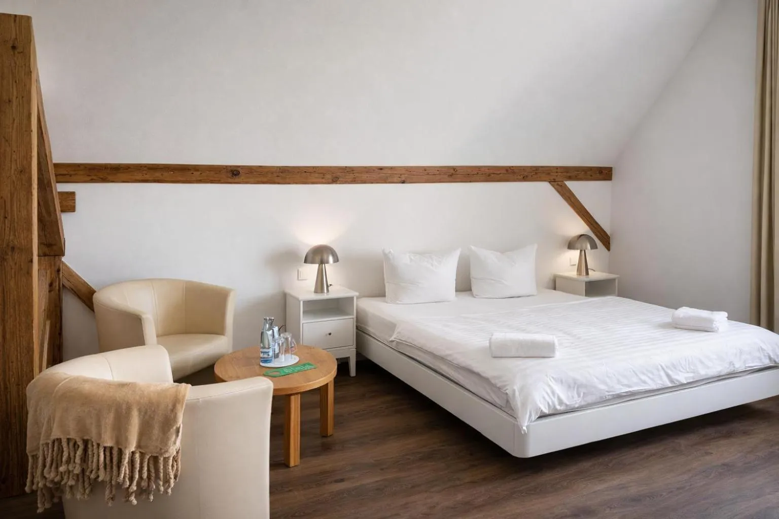 Photo of the whole room, Bed in Schloss Krugsdorf Golf & Hotel