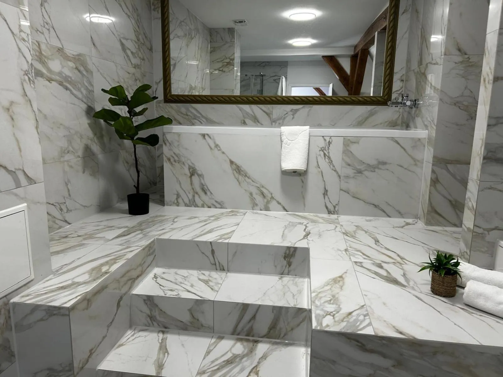 Bathroom in Schloss Krugsdorf Golf & Hotel