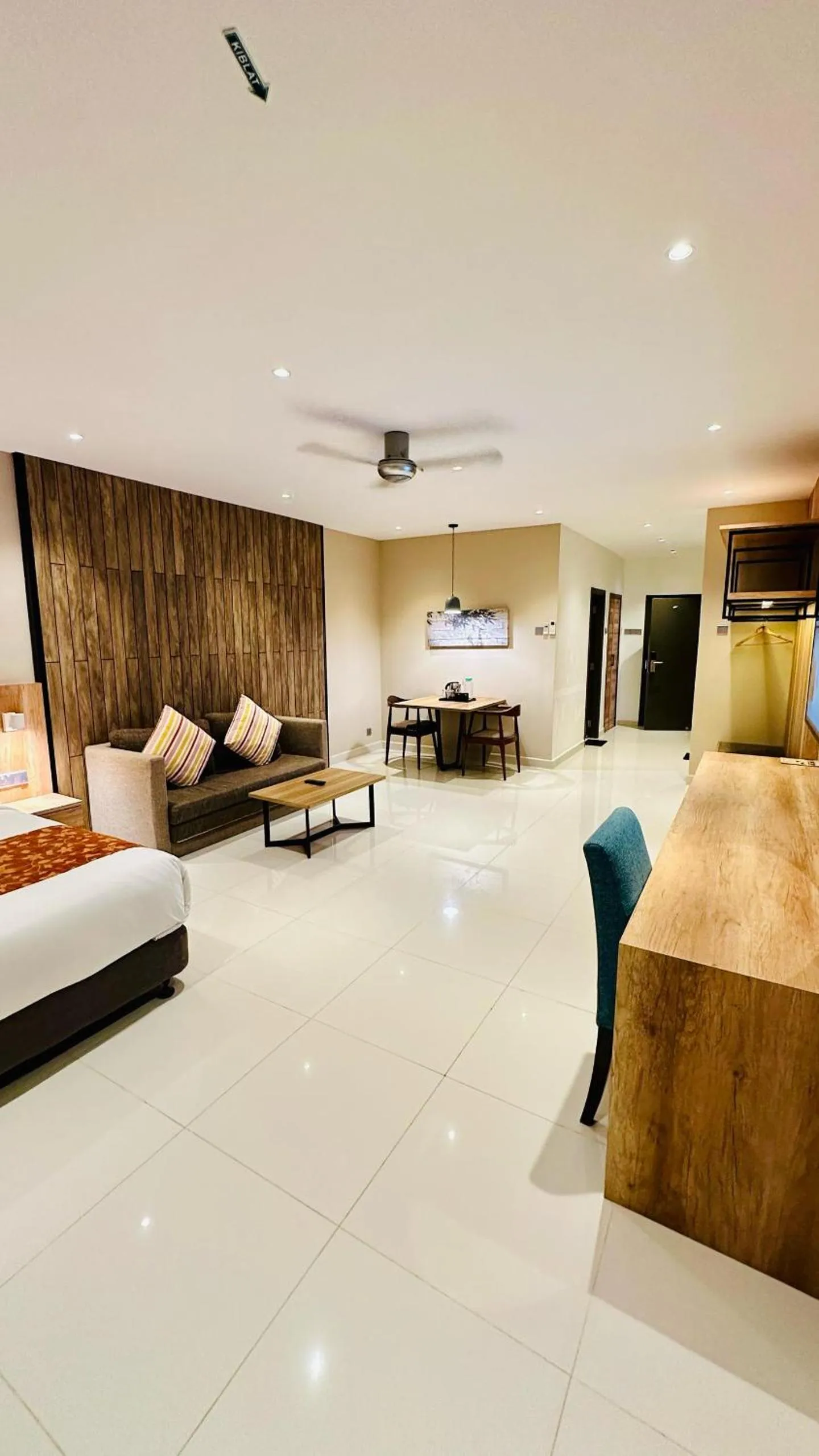 Living room, Bed in SGI Vacation Club Villa @ Damai Laut Holiday Resort