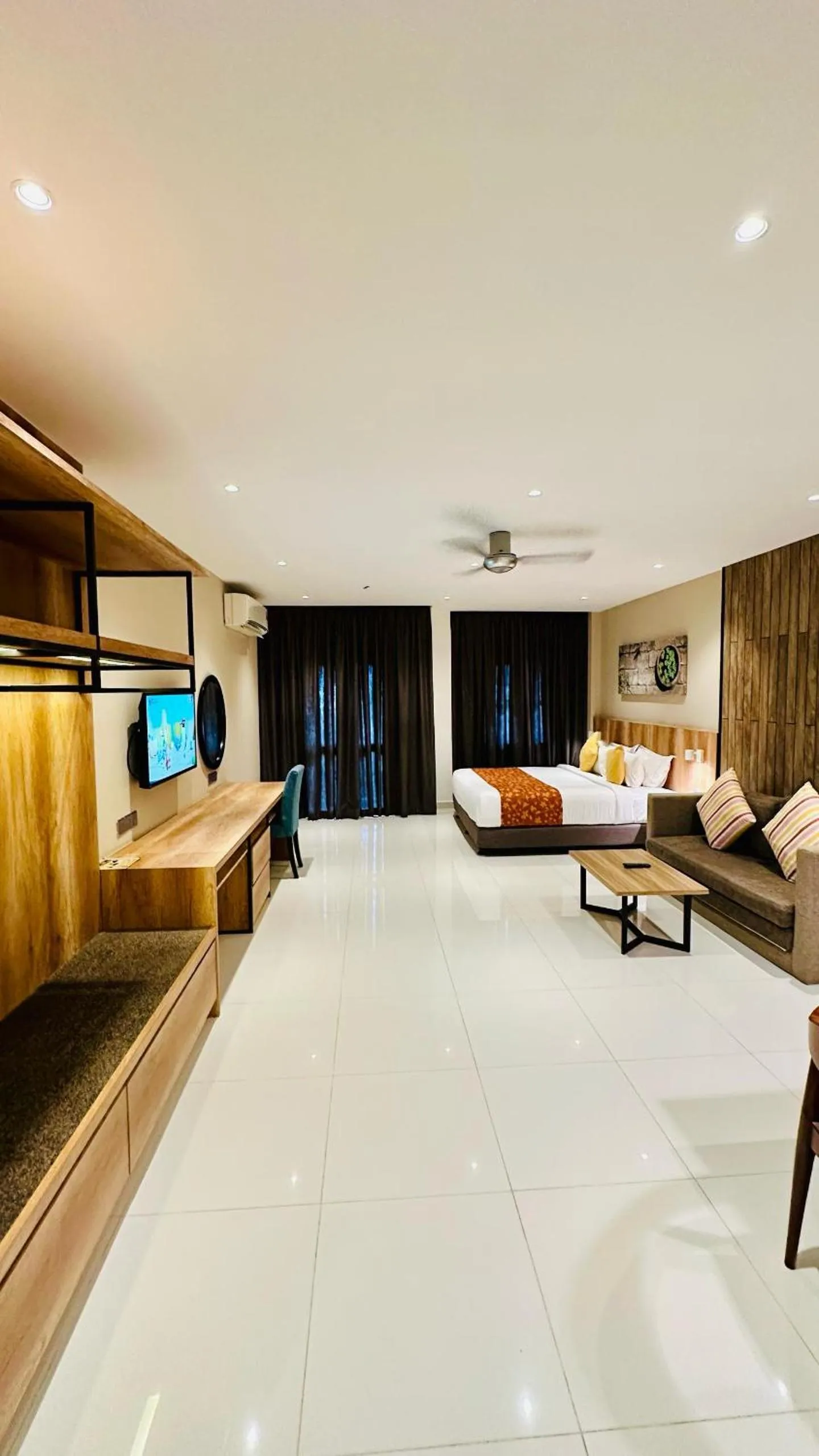 Living room, Bed in SGI Vacation Club Villa @ Damai Laut Holiday Resort