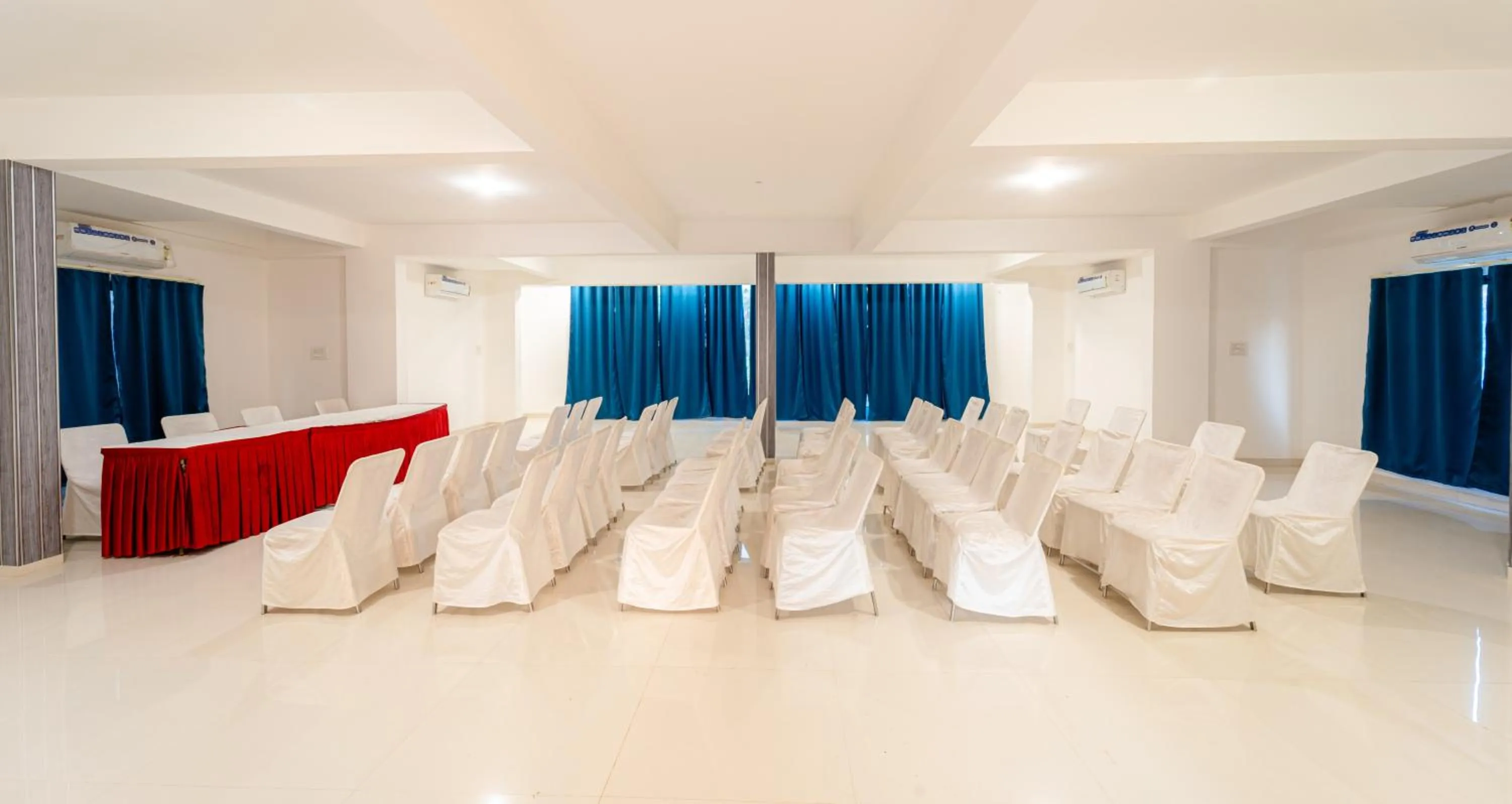 Banquet/Function facilities in Treebo Pure Earth Stay, Vijay Nagar