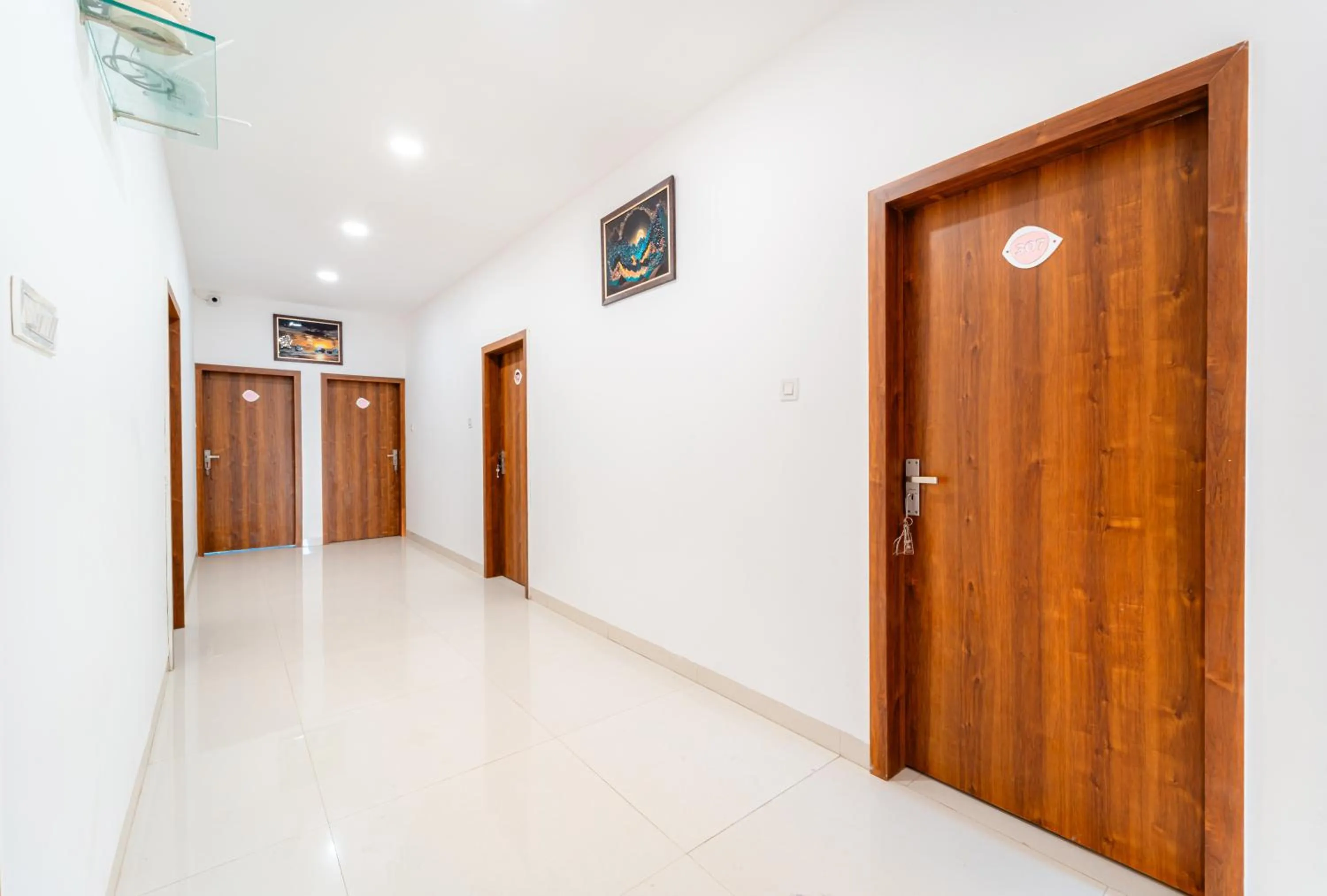 Lobby or reception in Treebo Pure Earth Stay, Vijay Nagar