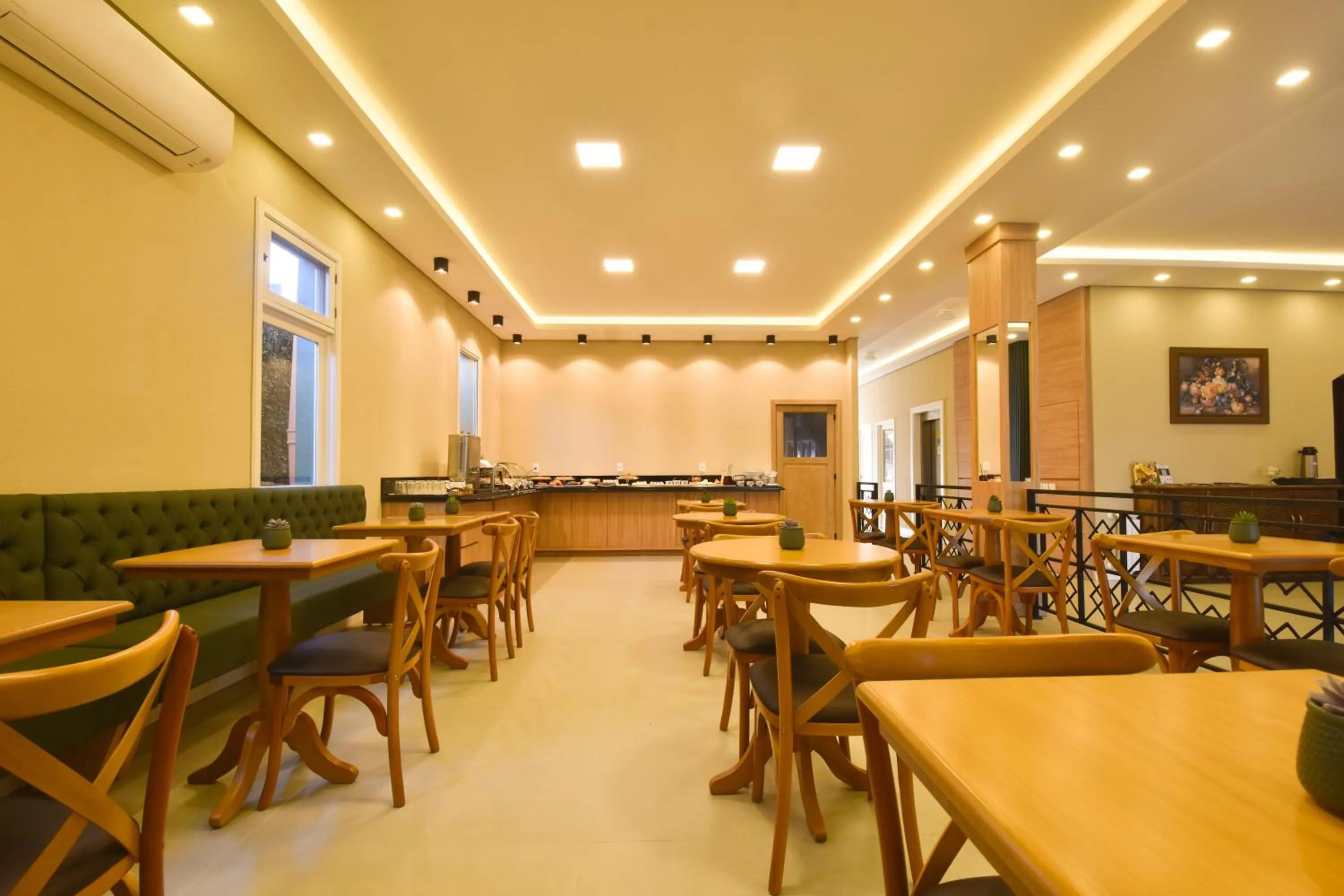 Breakfast in Pousada Stillo Gramado Via Serena