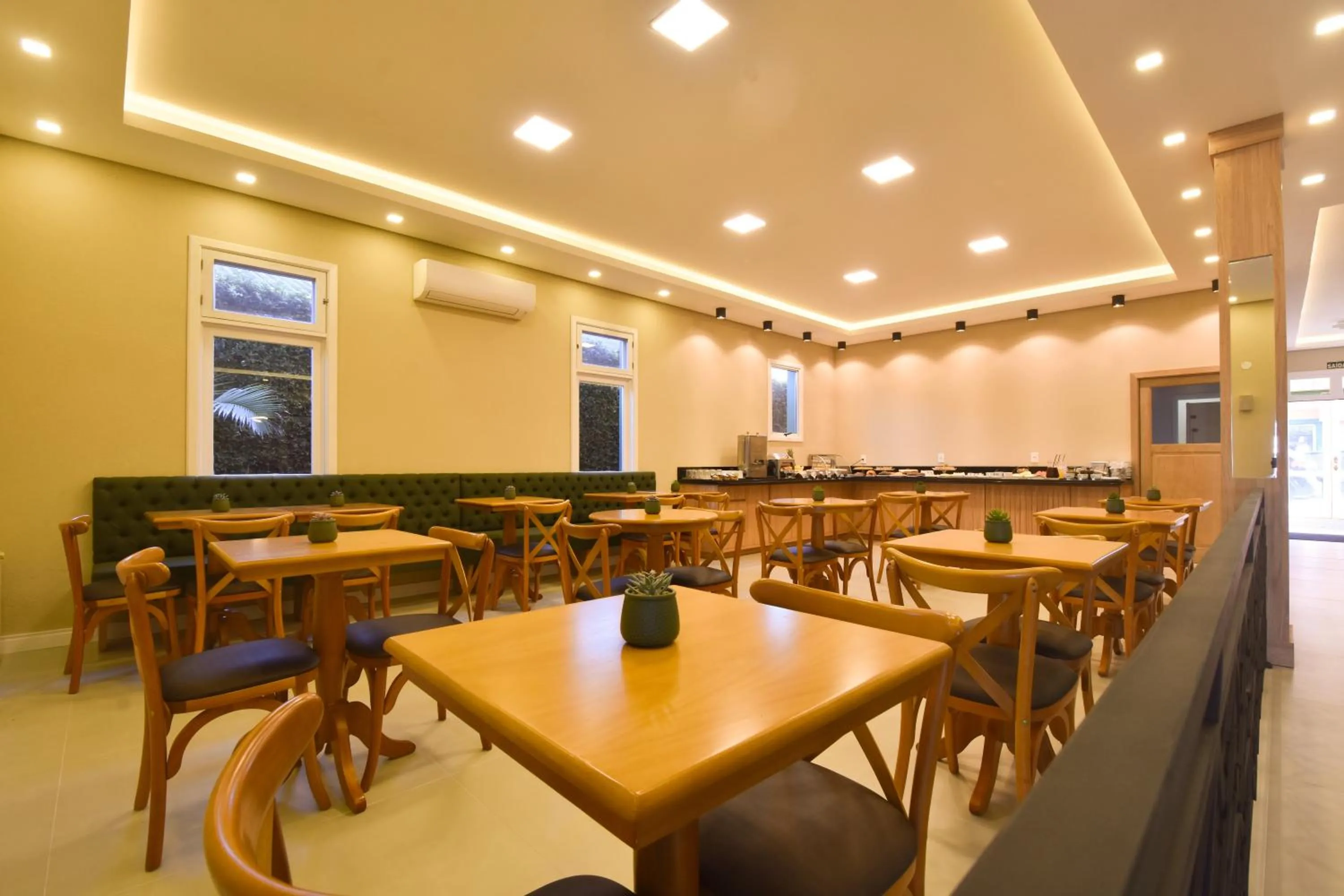 Breakfast in Pousada Stillo Gramado Via Serena