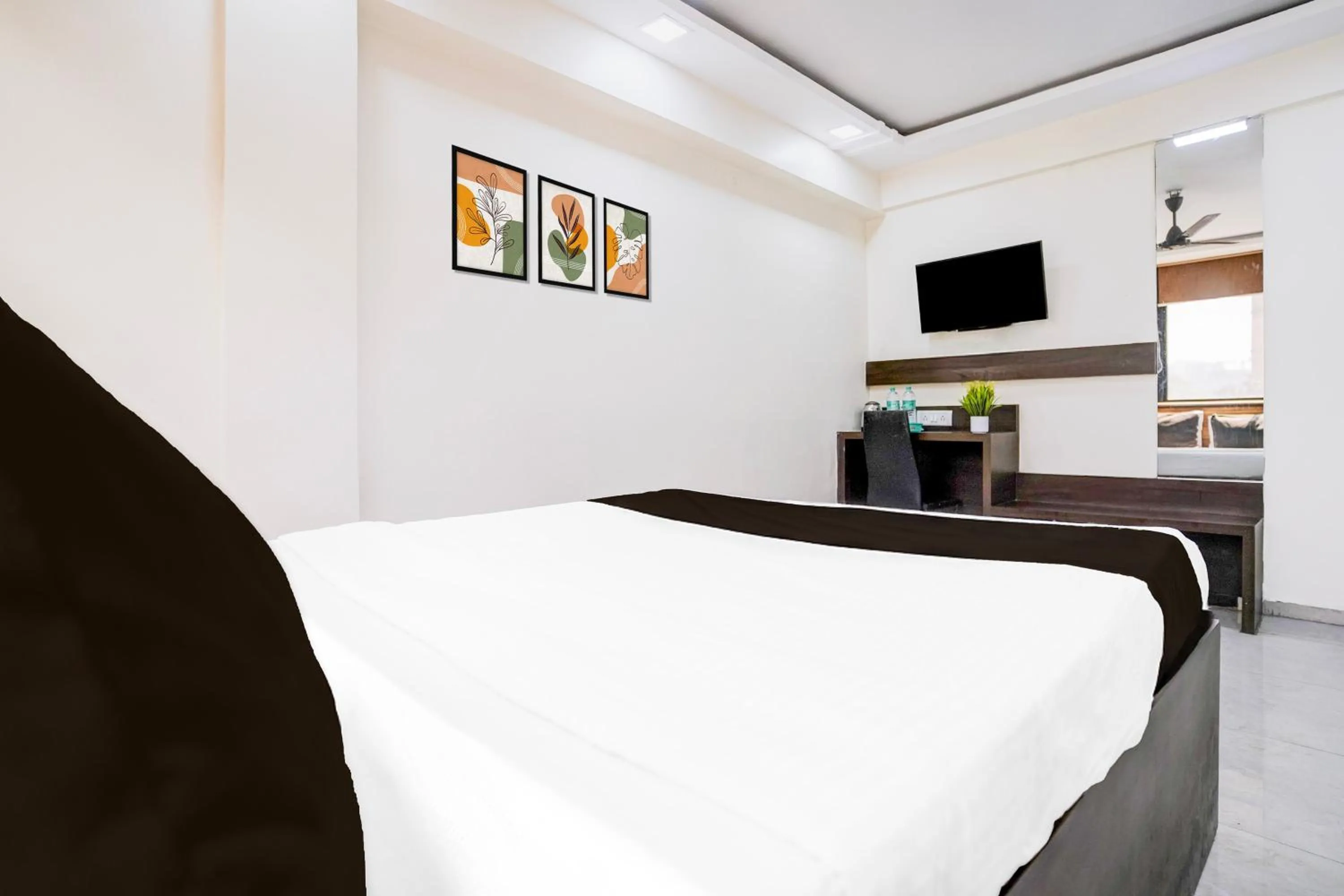 Bedroom in Collection O Sector 5 Sanpada Formerly Opal Comforts