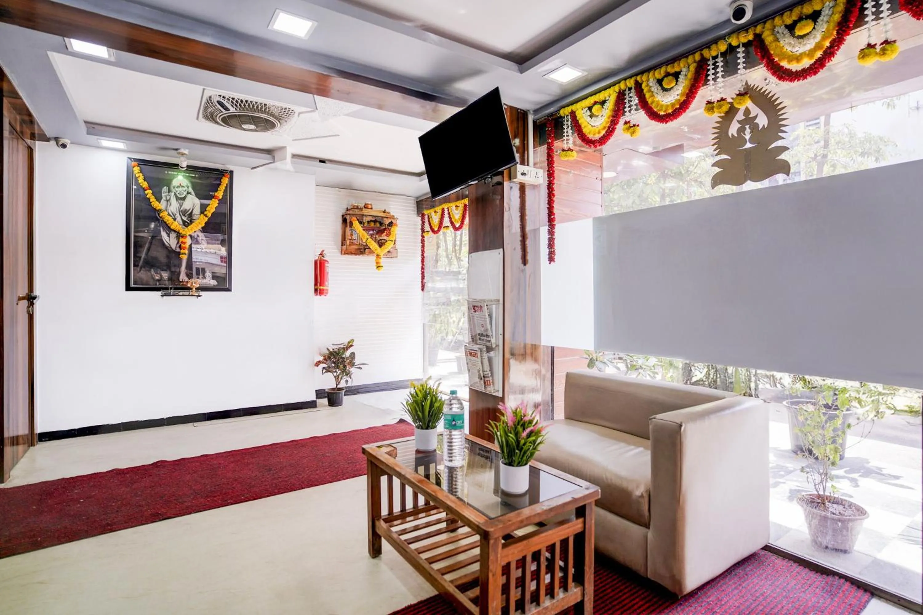 Lobby or reception in Collection O Sector 5 Sanpada Formerly Opal Comforts