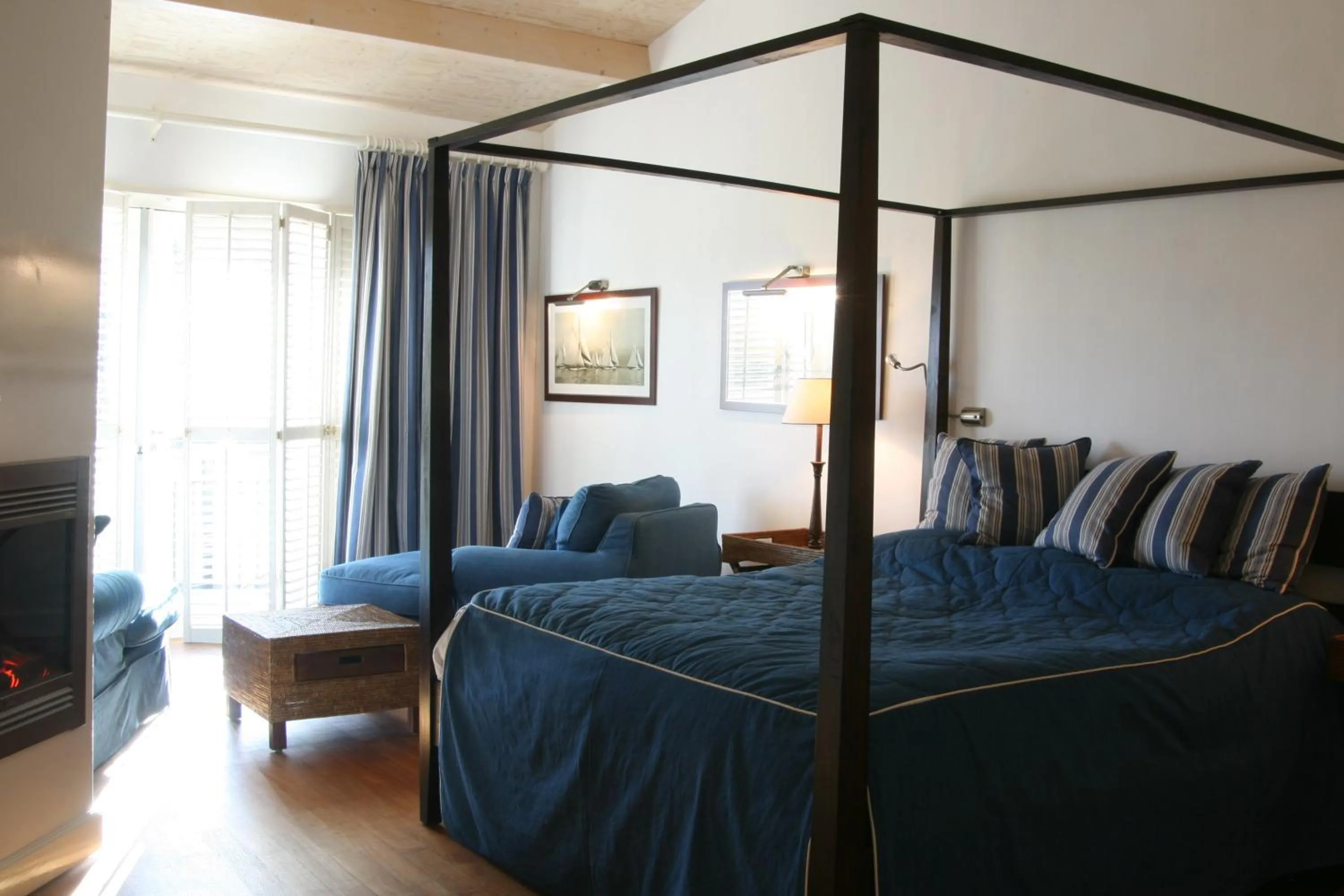 Bed in Restaurant Hotel Merlet