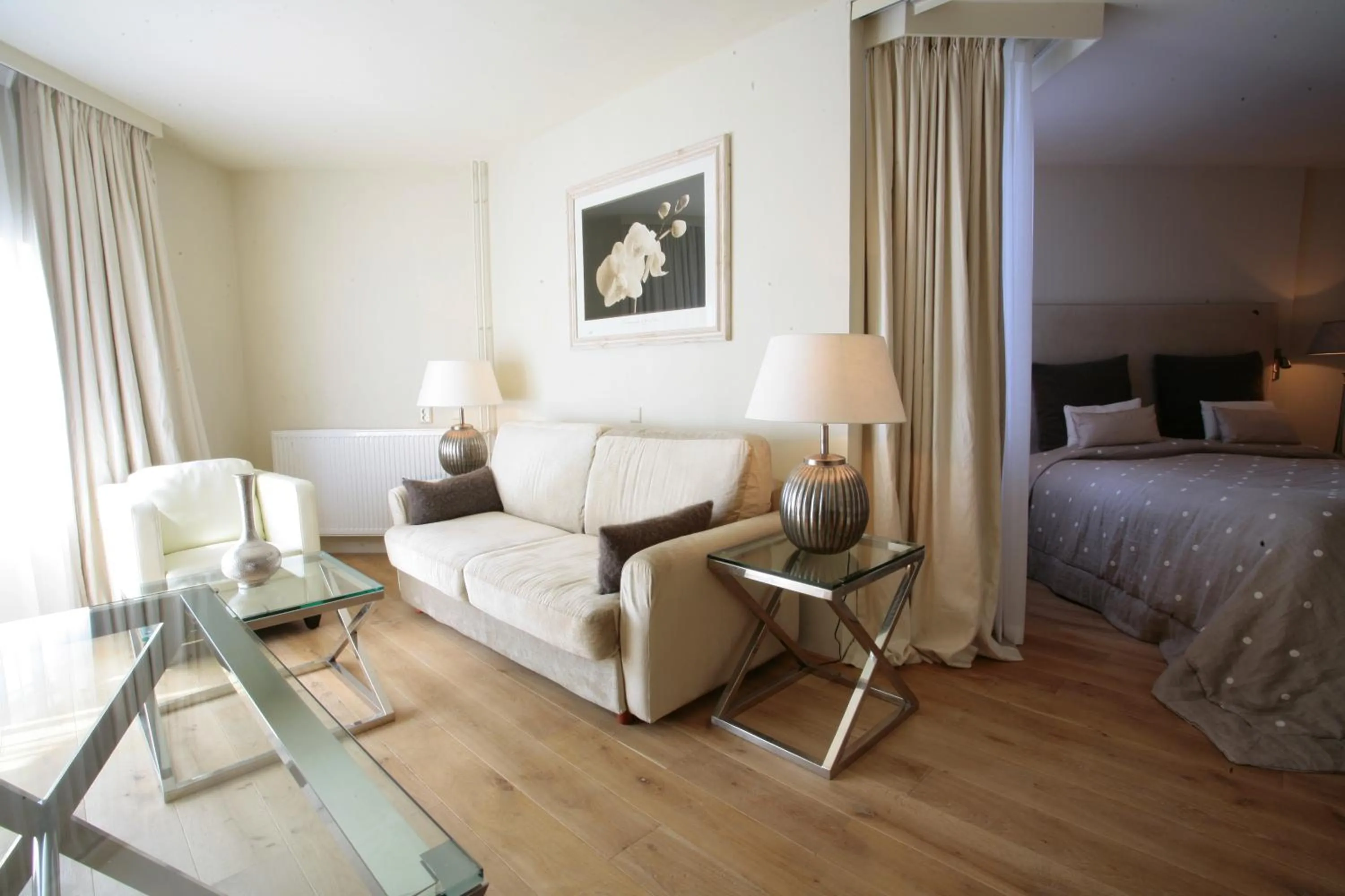 Seating area in Restaurant Hotel Merlet