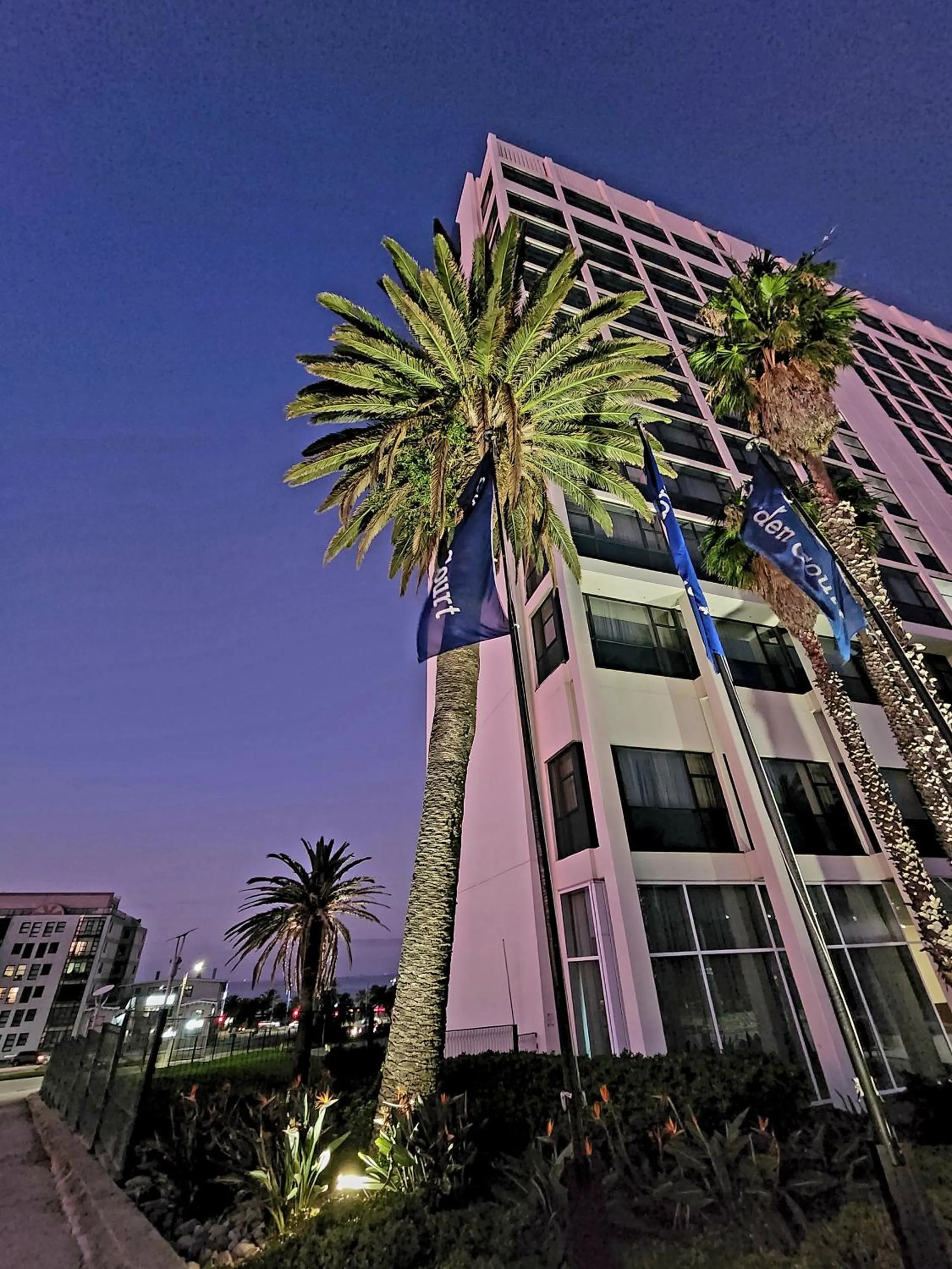 Property building in Garden Court Kings Beach