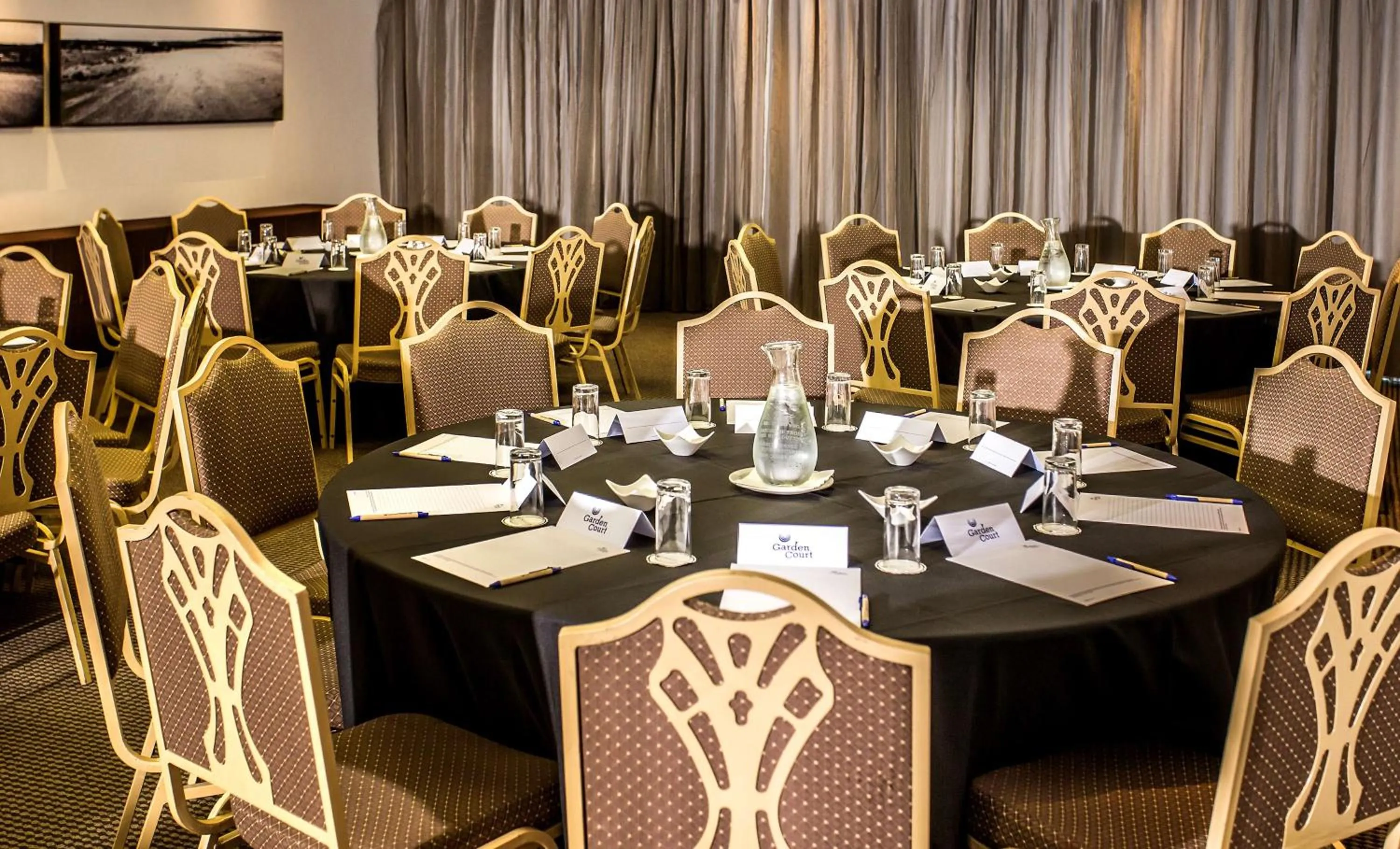 Banquet/Function facilities in Garden Court Kings Beach