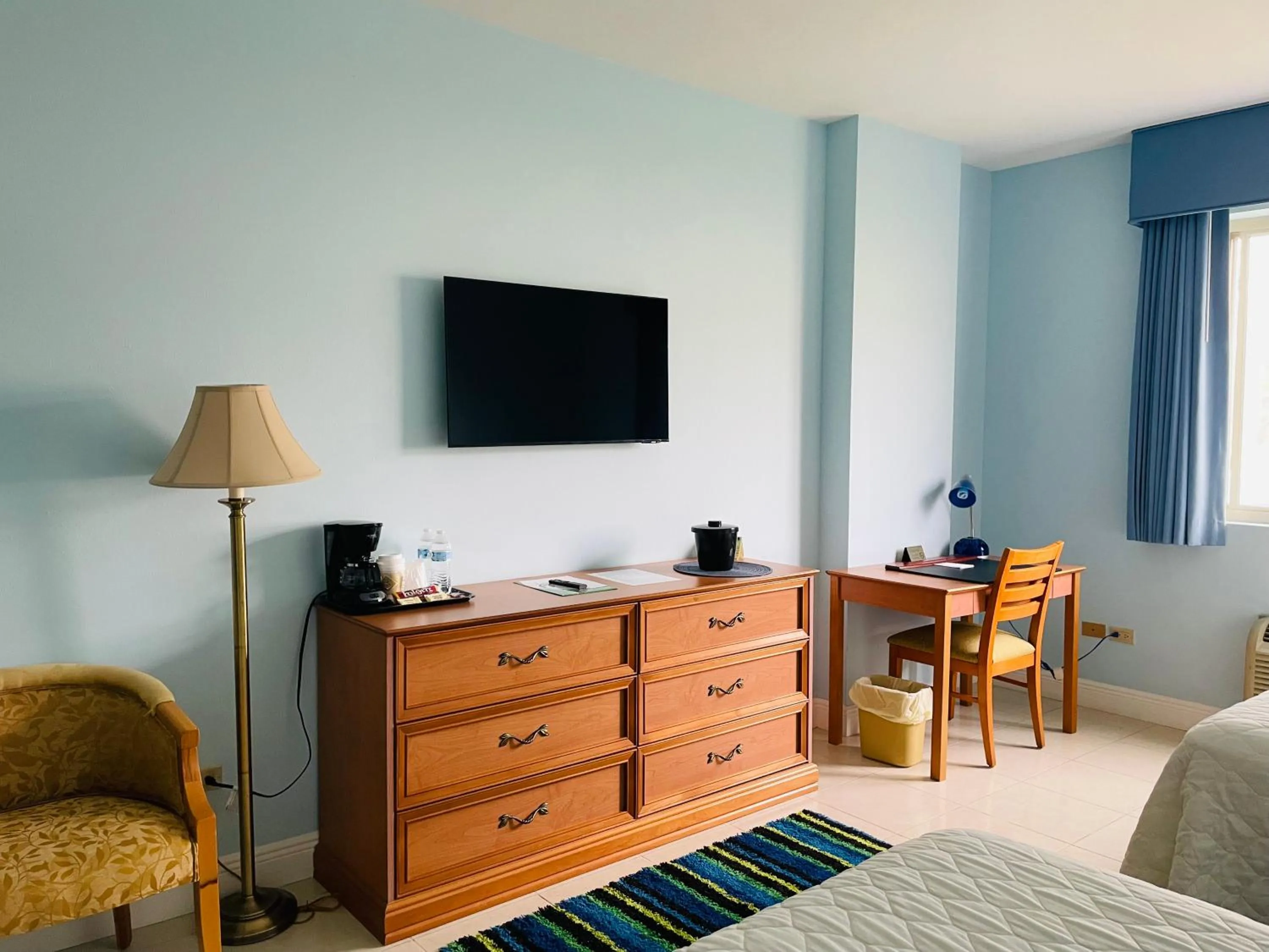 hair dresser, Bed in Princess Vegas Hotel & Casino