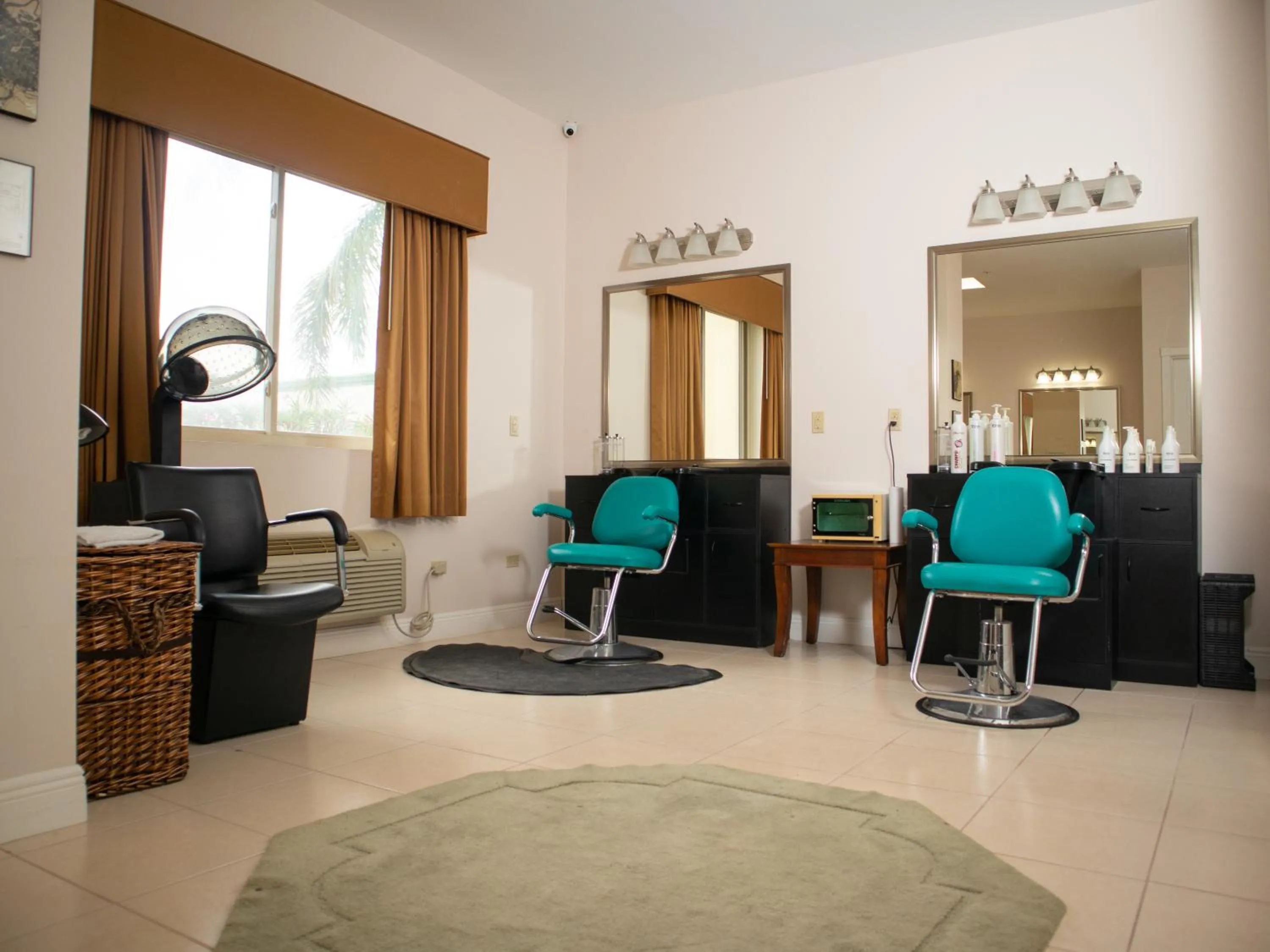 hair dresser in Princess Vegas Hotel & Casino