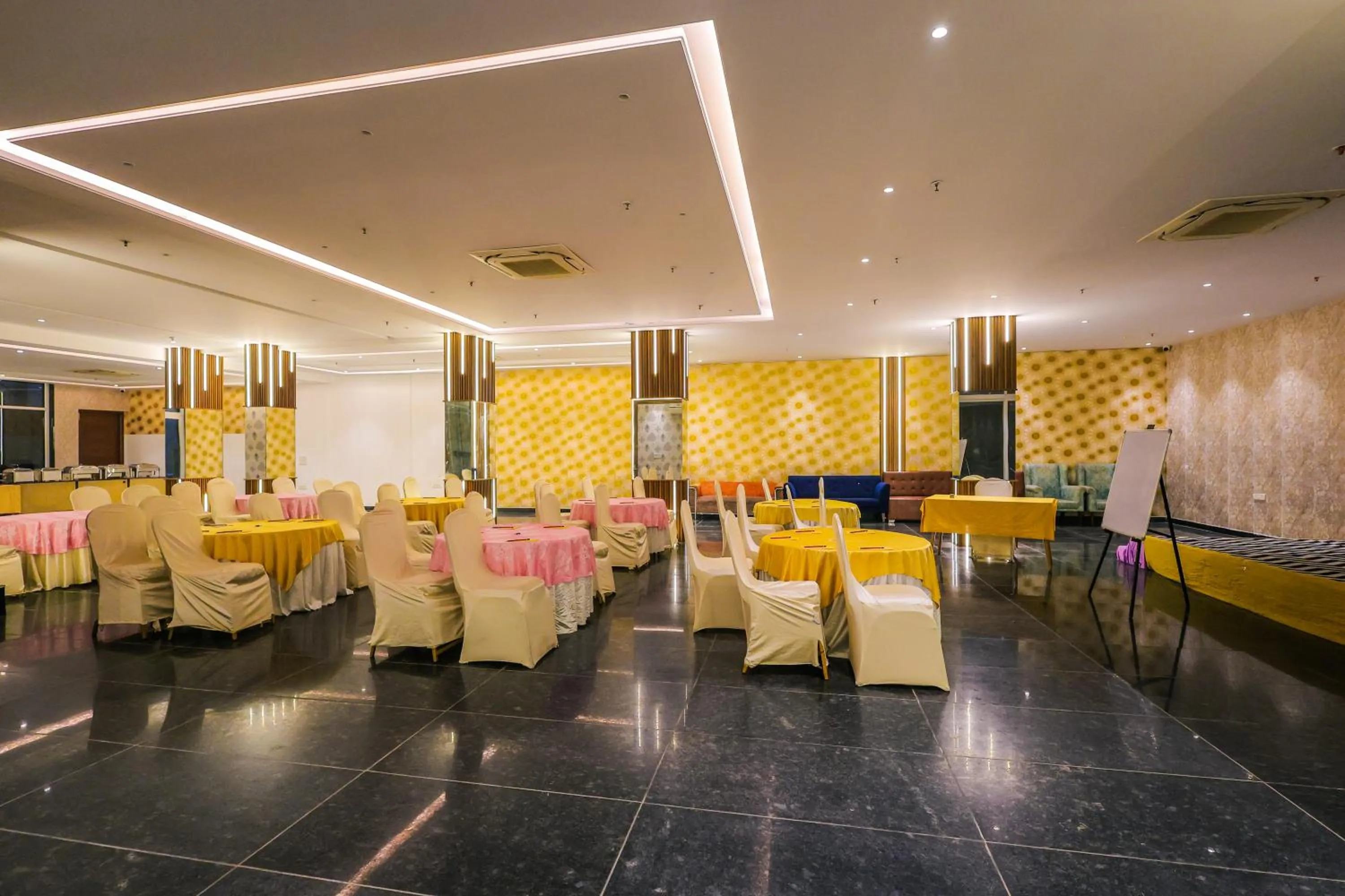 Banquet/Function facilities in Nikko Premier - Near Medanta Hospital