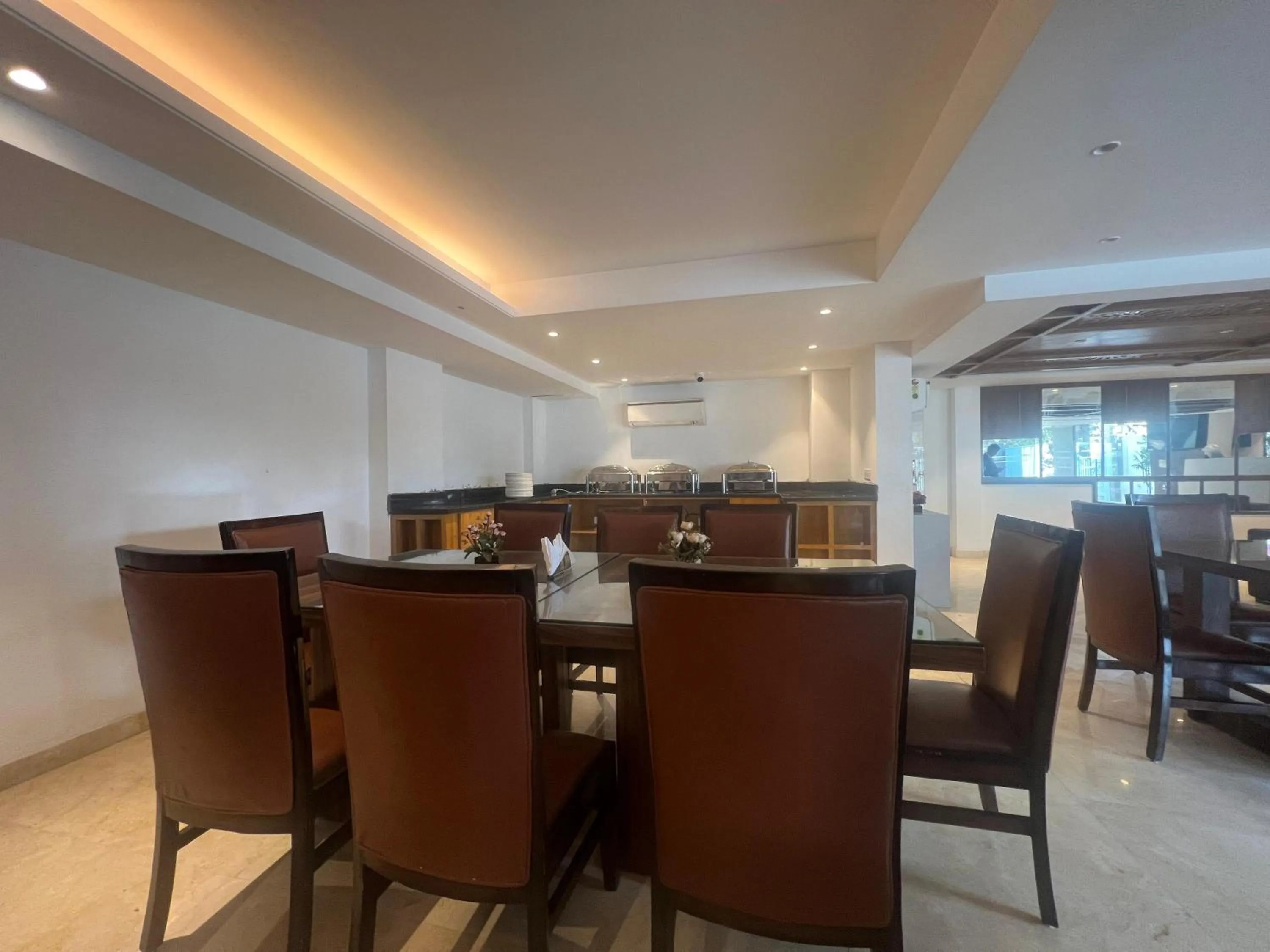 Restaurant/places to eat in Nikko Premier - Near Medanta Hospital