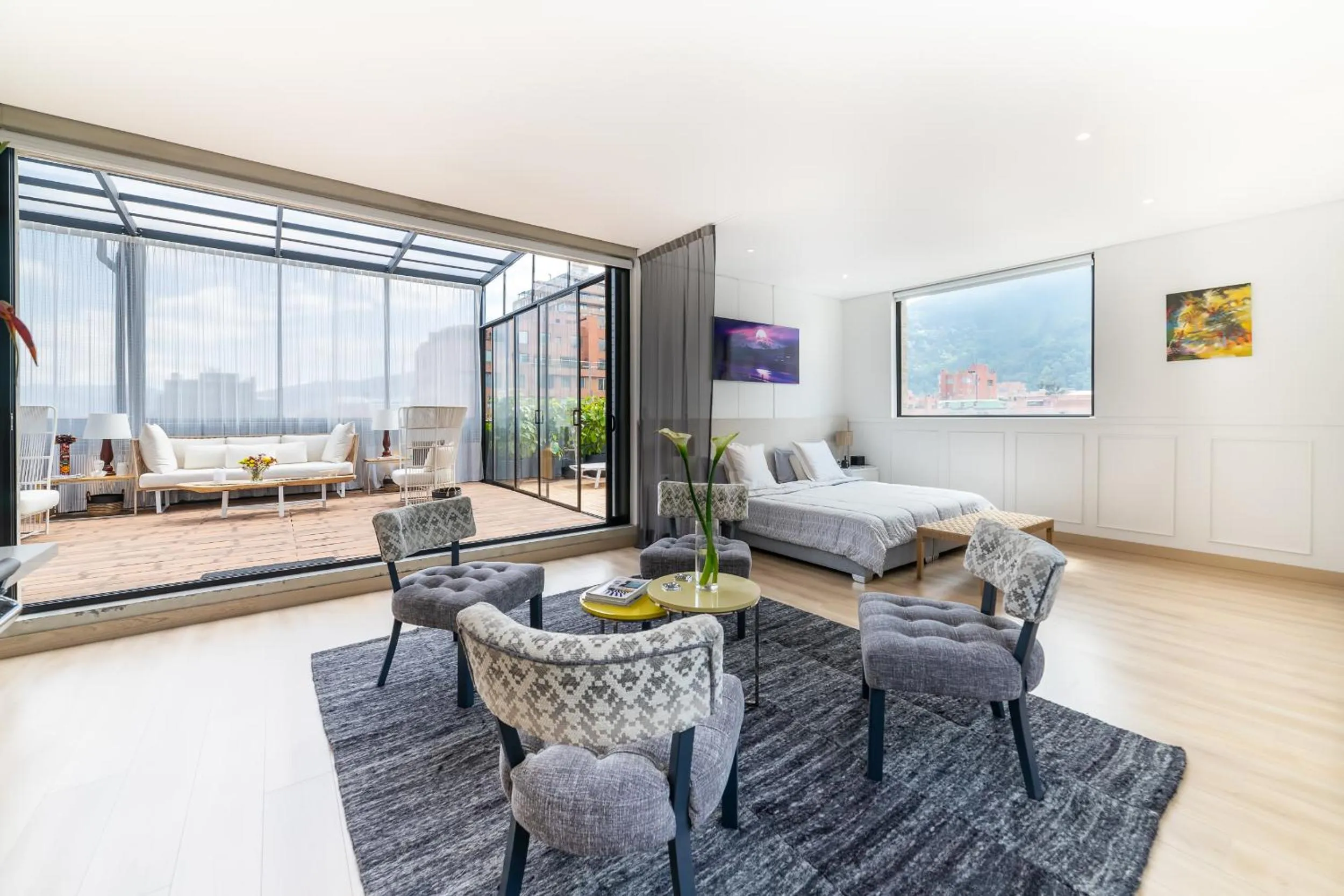 Living room, Bed in Canvas By Wynwood House