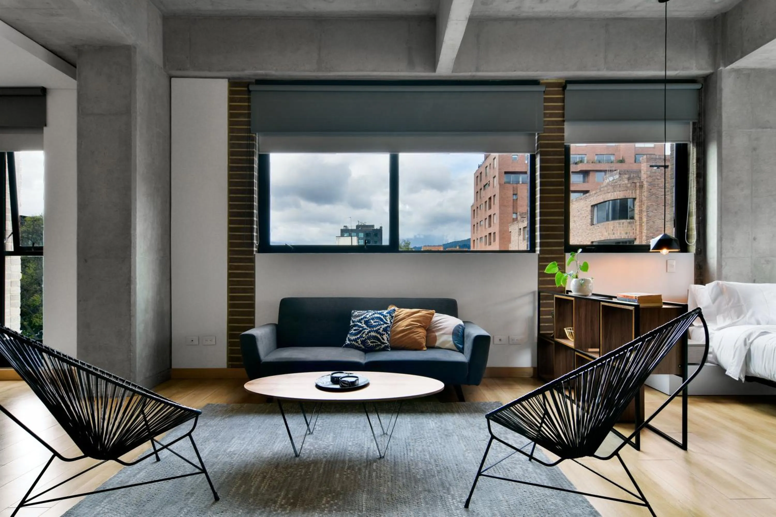 Living room, Bed in Canvas By Wynwood House