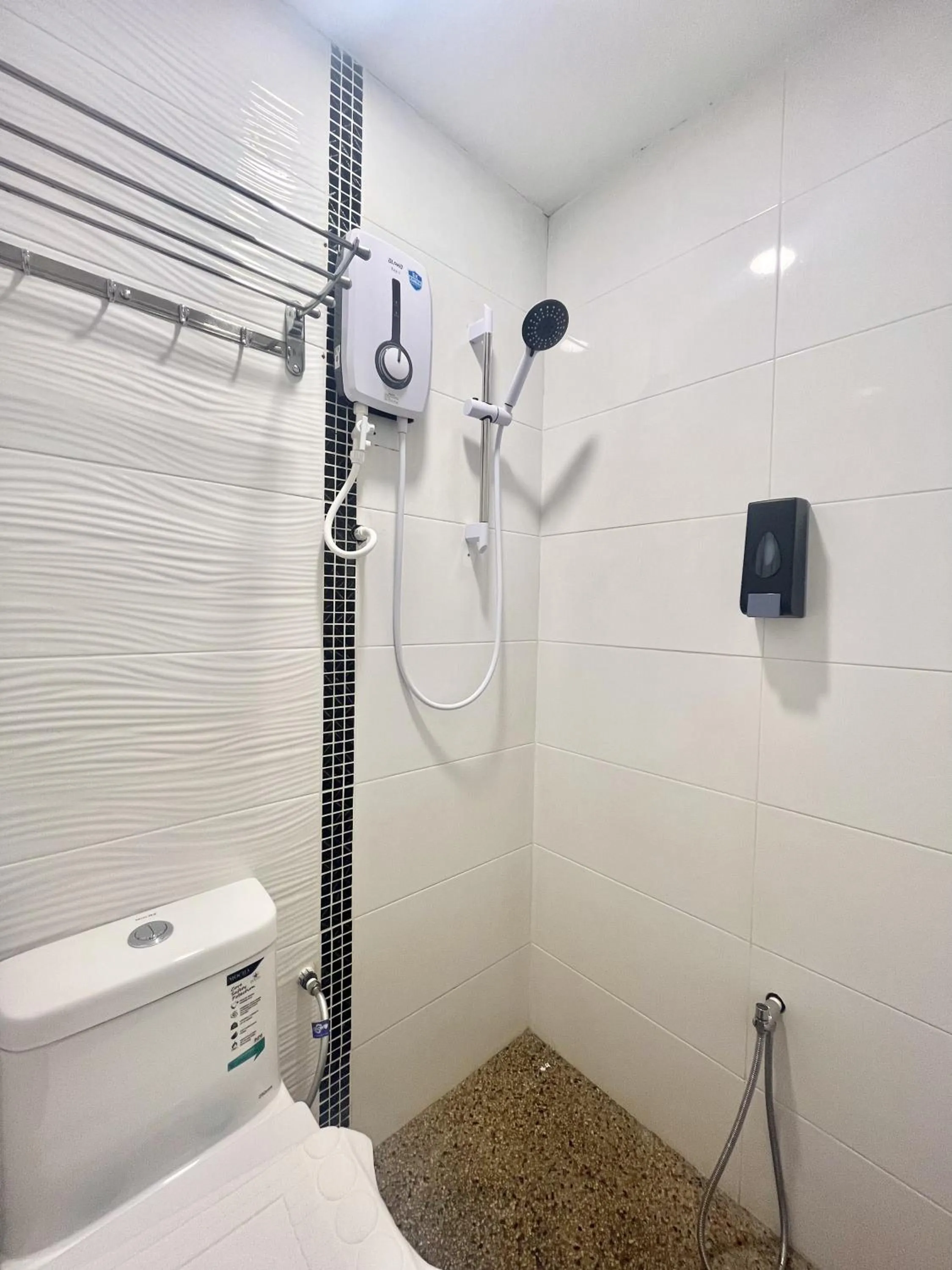 Shower in Asimmy Hotel