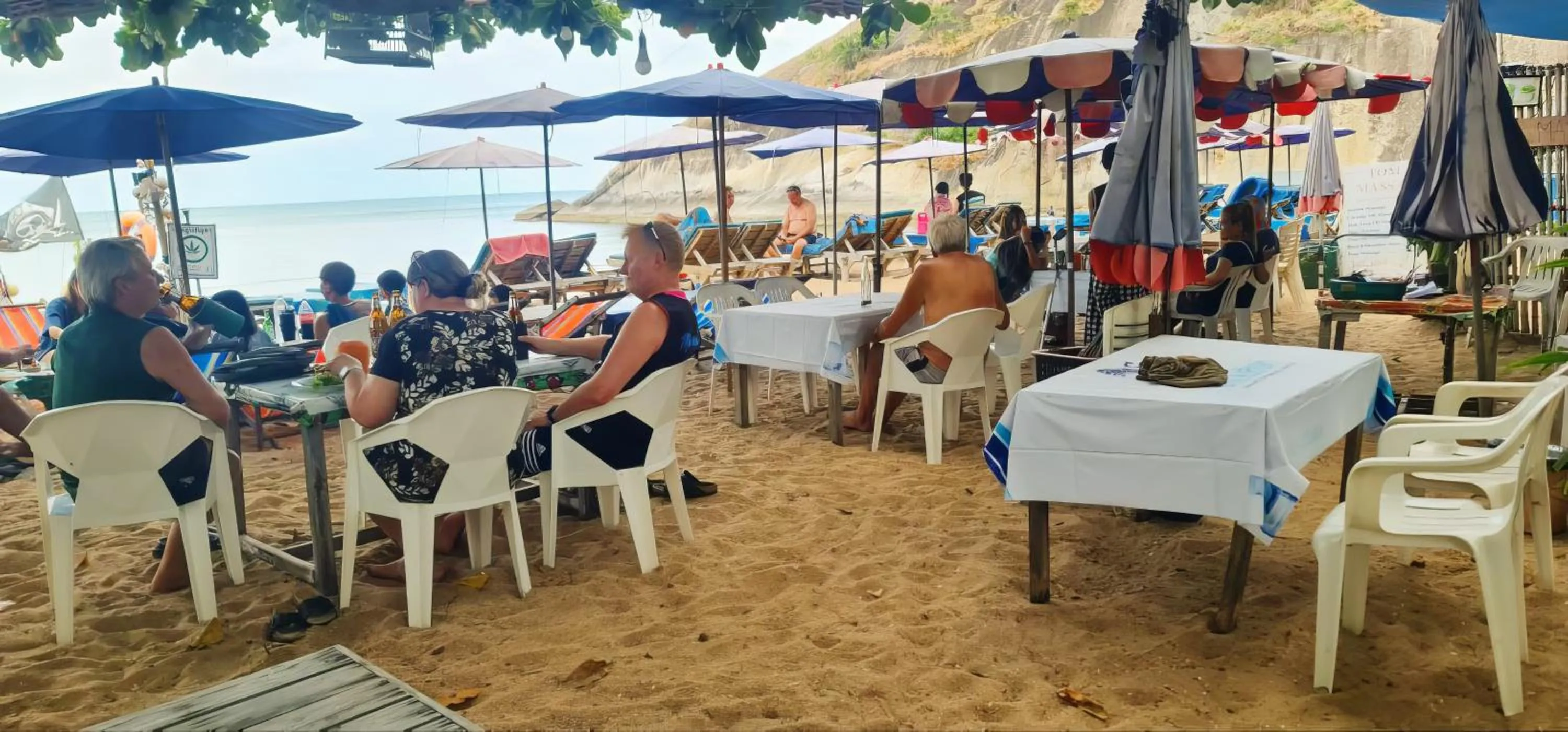 Restaurant/places to eat in Boonsong Guest House