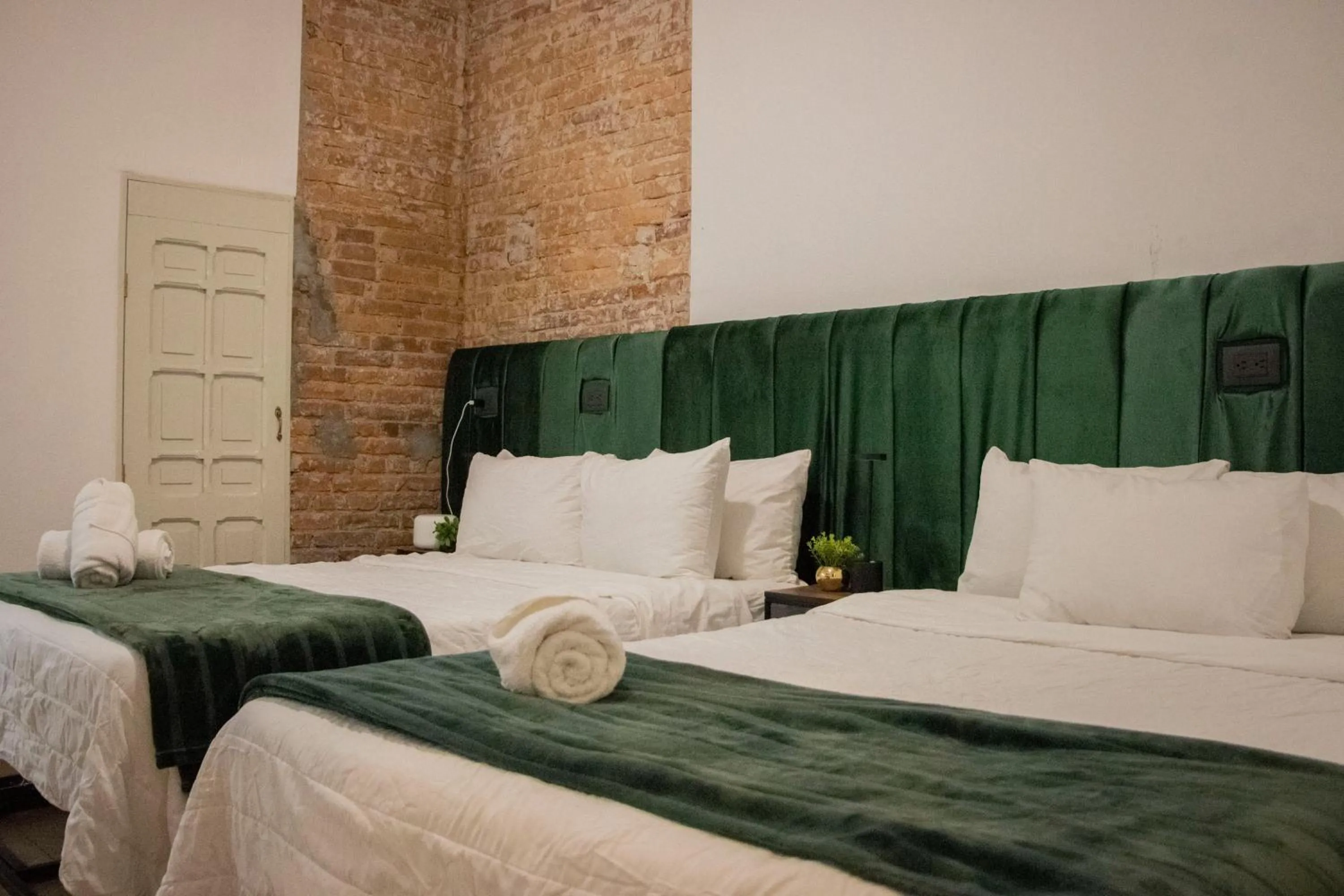 Bedroom, Bed in Collection O Patio Zaragoza