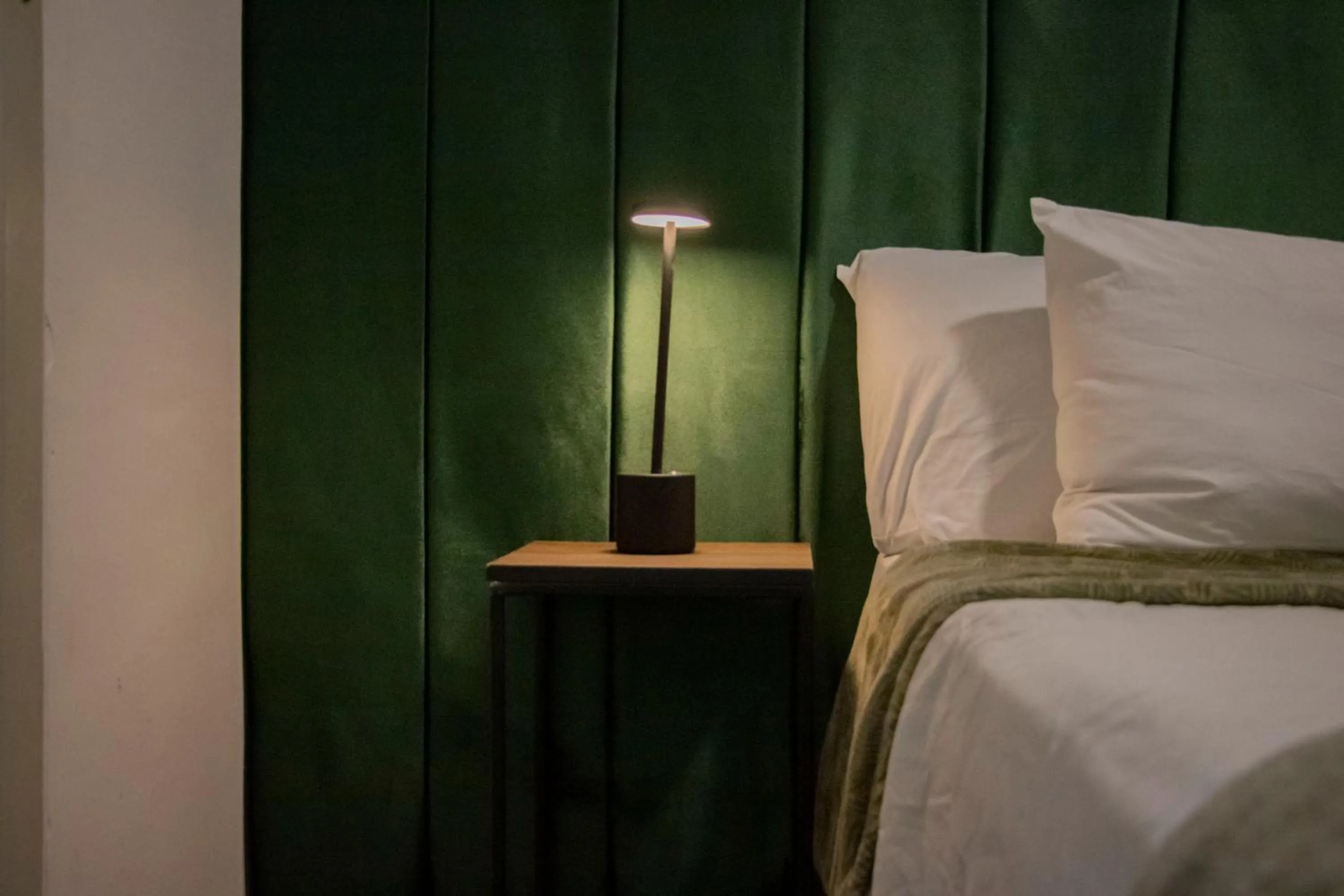 Bedroom, Bed in Collection O Patio Zaragoza