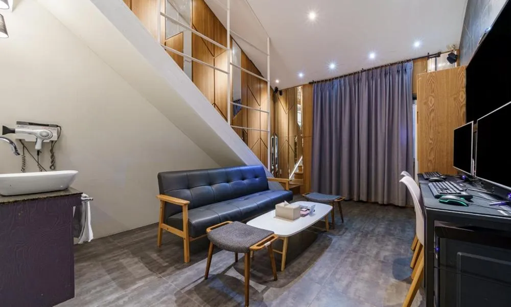 TV and multimedia in Hotel Yaja Cheongju Terminal Branch