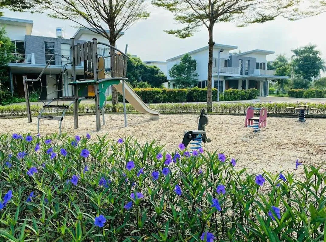 Children play ground in Thong Dong Homestay