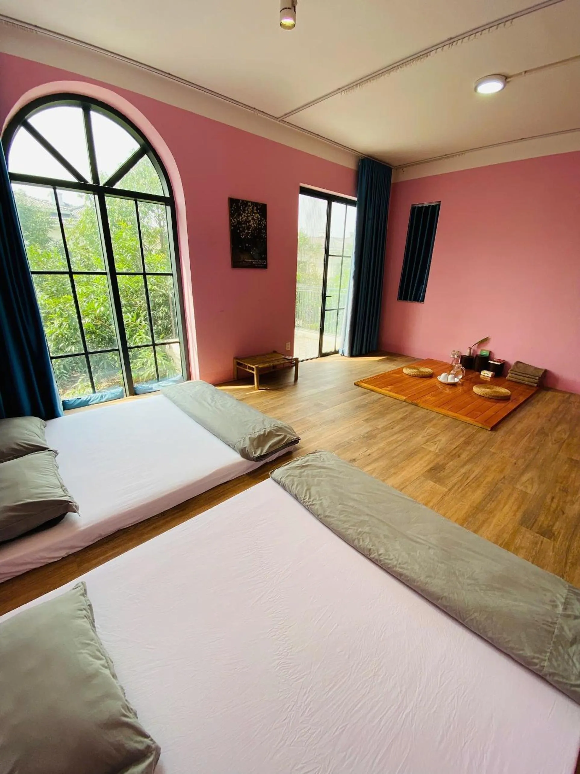 Bed in Thong Dong Homestay